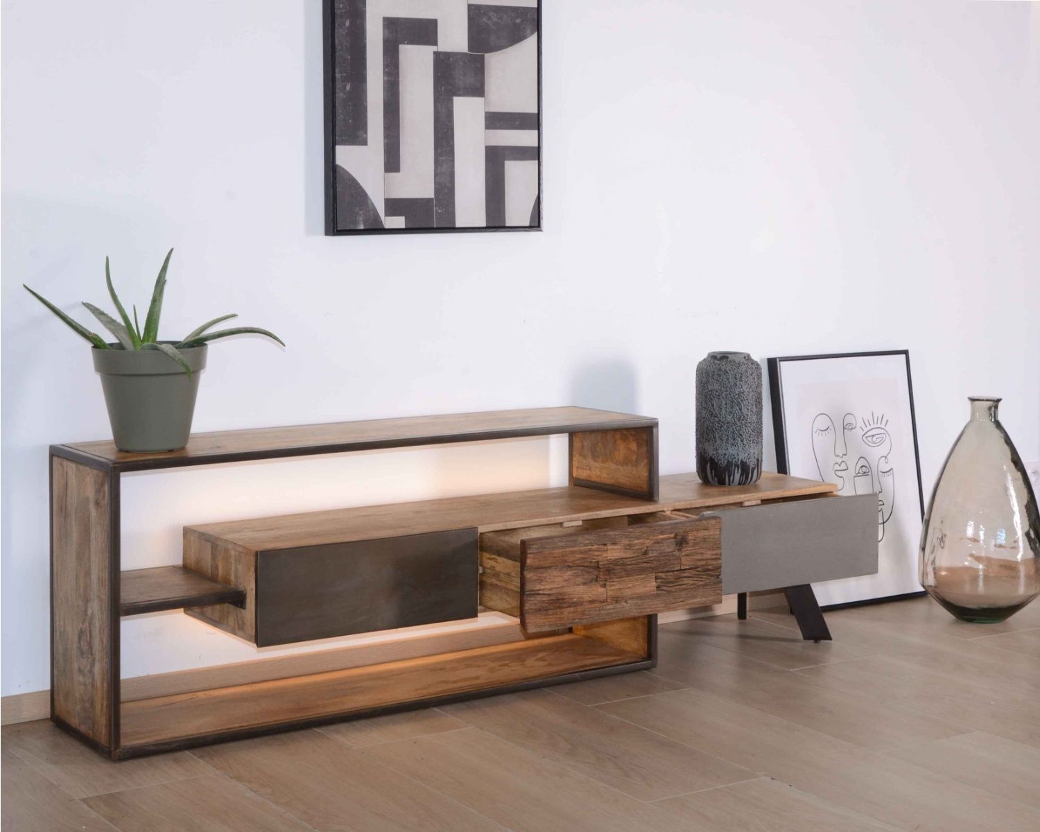 Mobile TV contemporaneo multimateriale "Mezzo" con illuminazione a LED