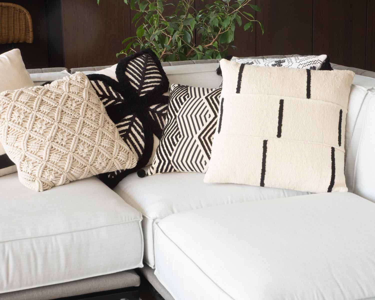 Cuscino da divano grafico "Chart" bianco e nero