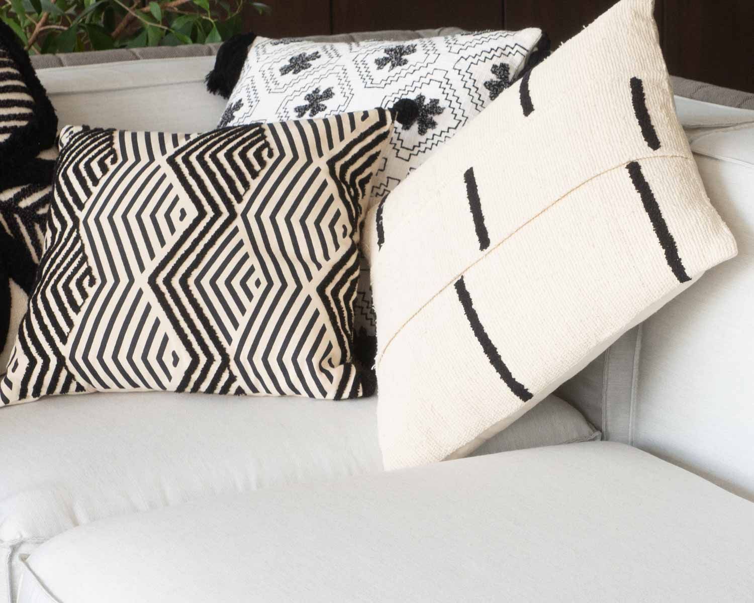 Cuscino da divano grafico "Chart" bianco e nero