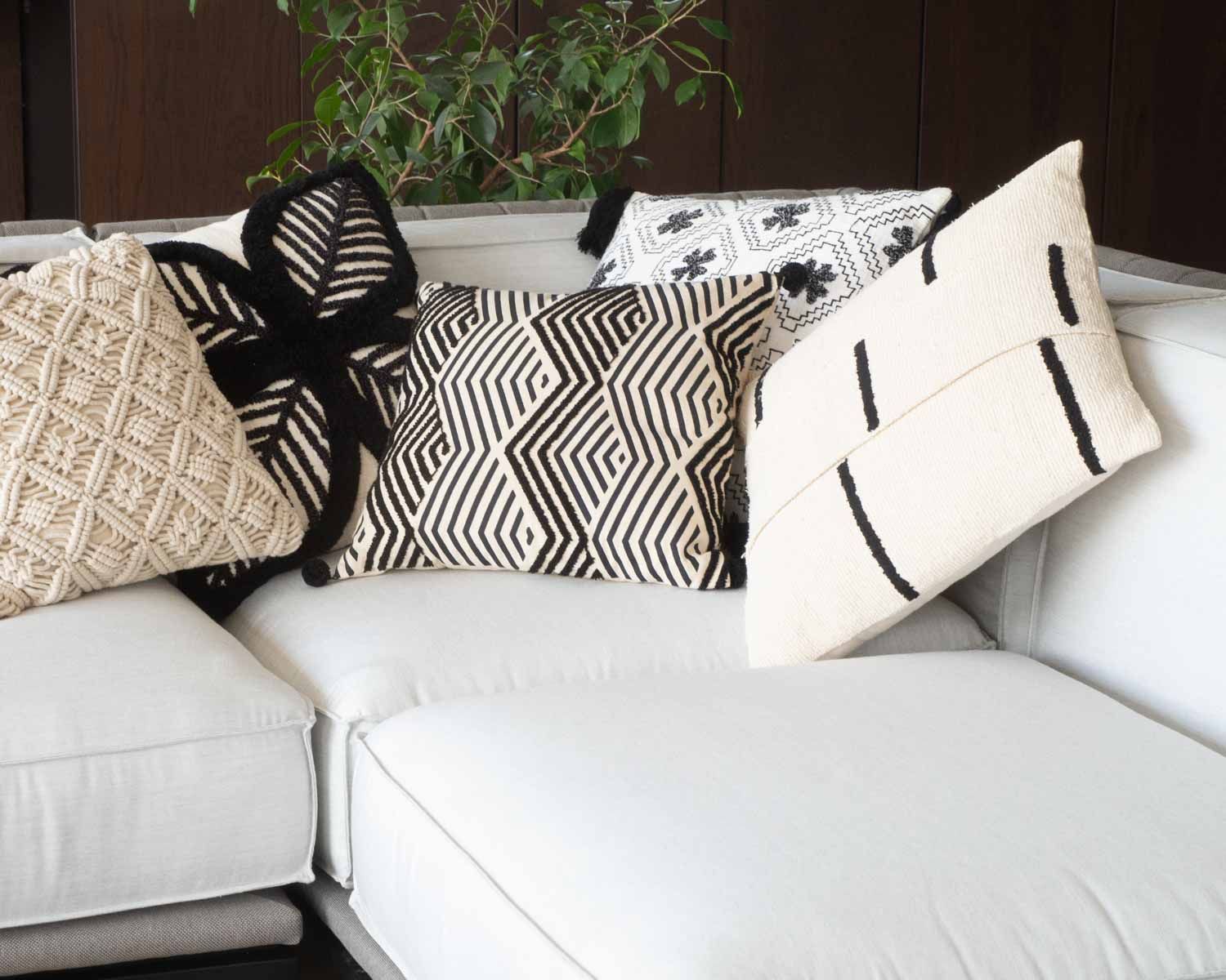 Cuscino da divano grafico "Chart" bianco e nero