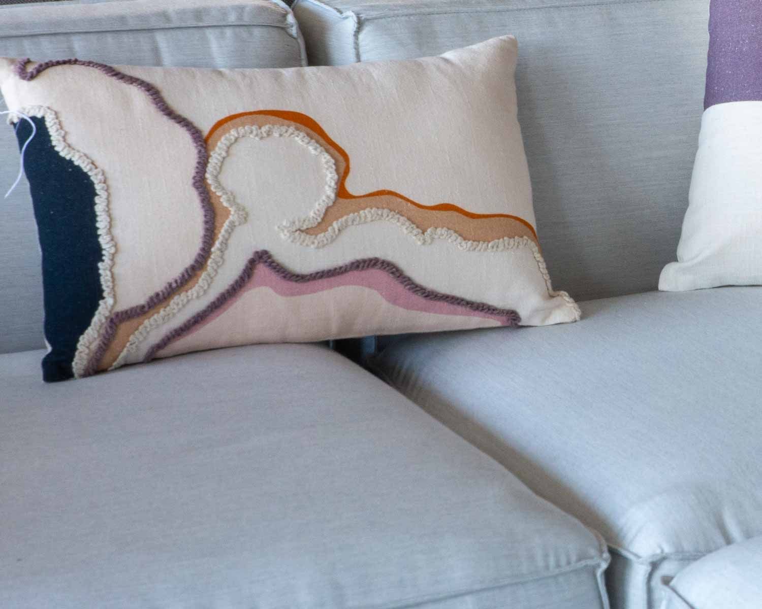 Cuscino in tessuto ricamato e stampato "Matis" 50 x 30 cm