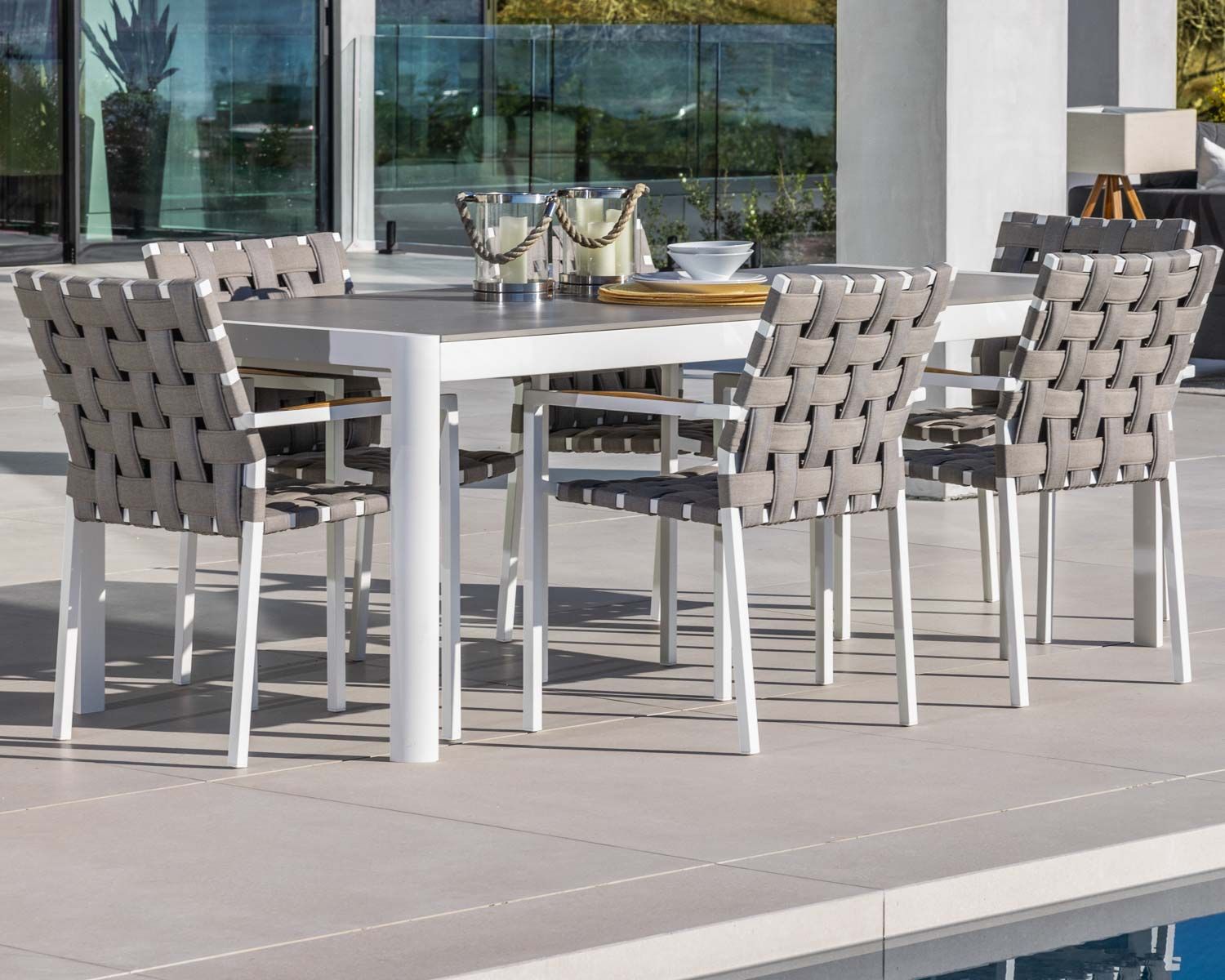 Set di 2 eleganti sedie da pranzo per esterni "Saint Tropez" in tessuto intrecciato tortora e alluminio bianco