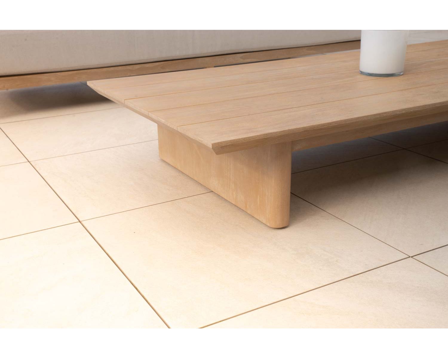 Tavolino rettangolare in teak massiccio in stile "Blois