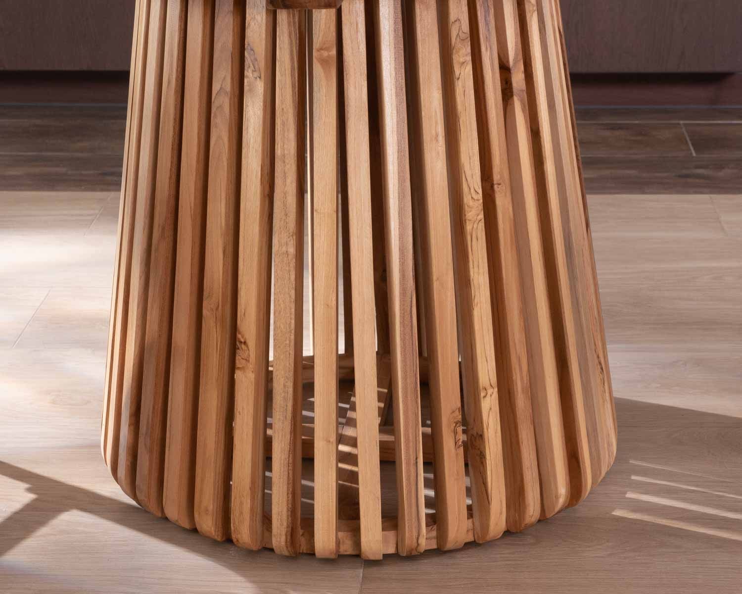 Tavolo rotondo in teak "Dutipi" con gamba centrale 120 cm