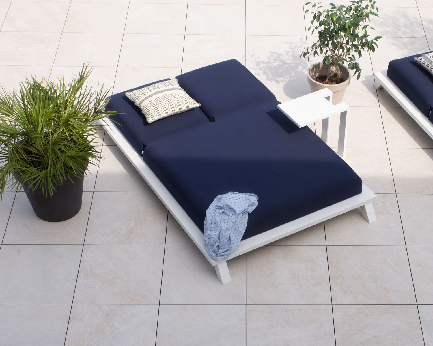 Sdraio Sunbrella "Nusa Pedina" top di gamma blu e bianco a 2 posti