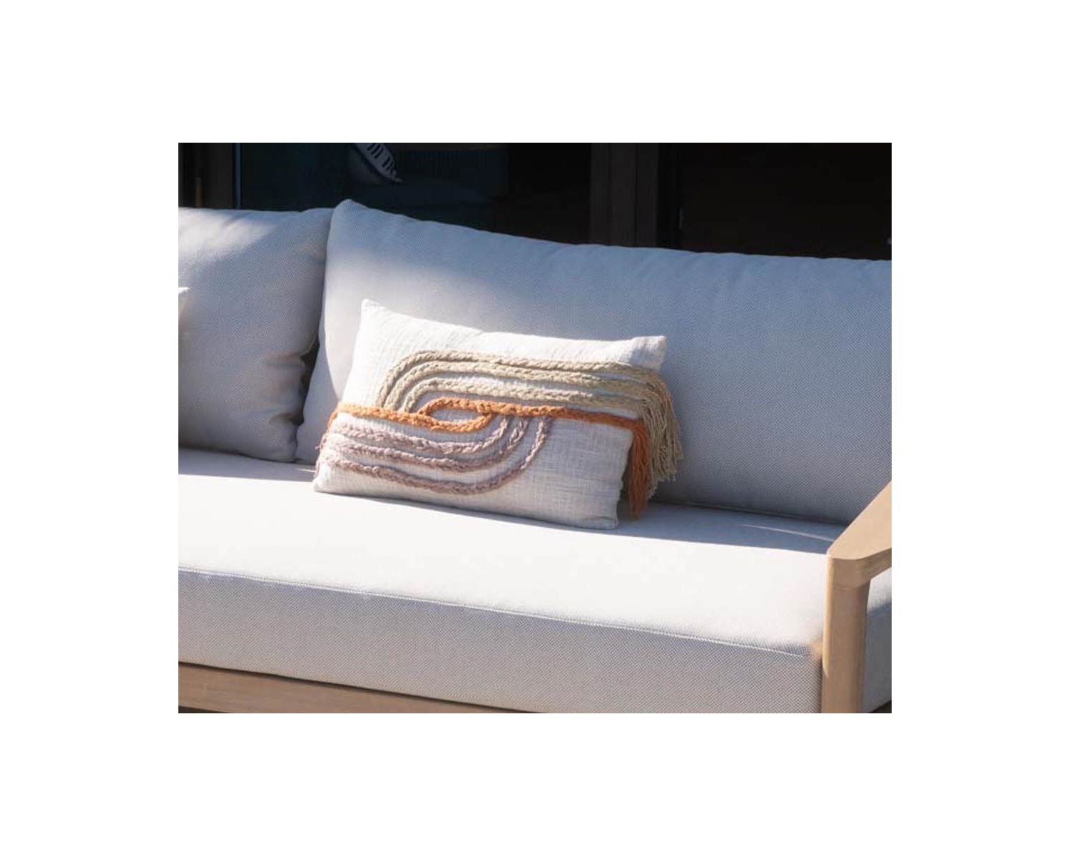 Cuscino "etnico" in cotone colorato e ricamato 50 x 30 cm