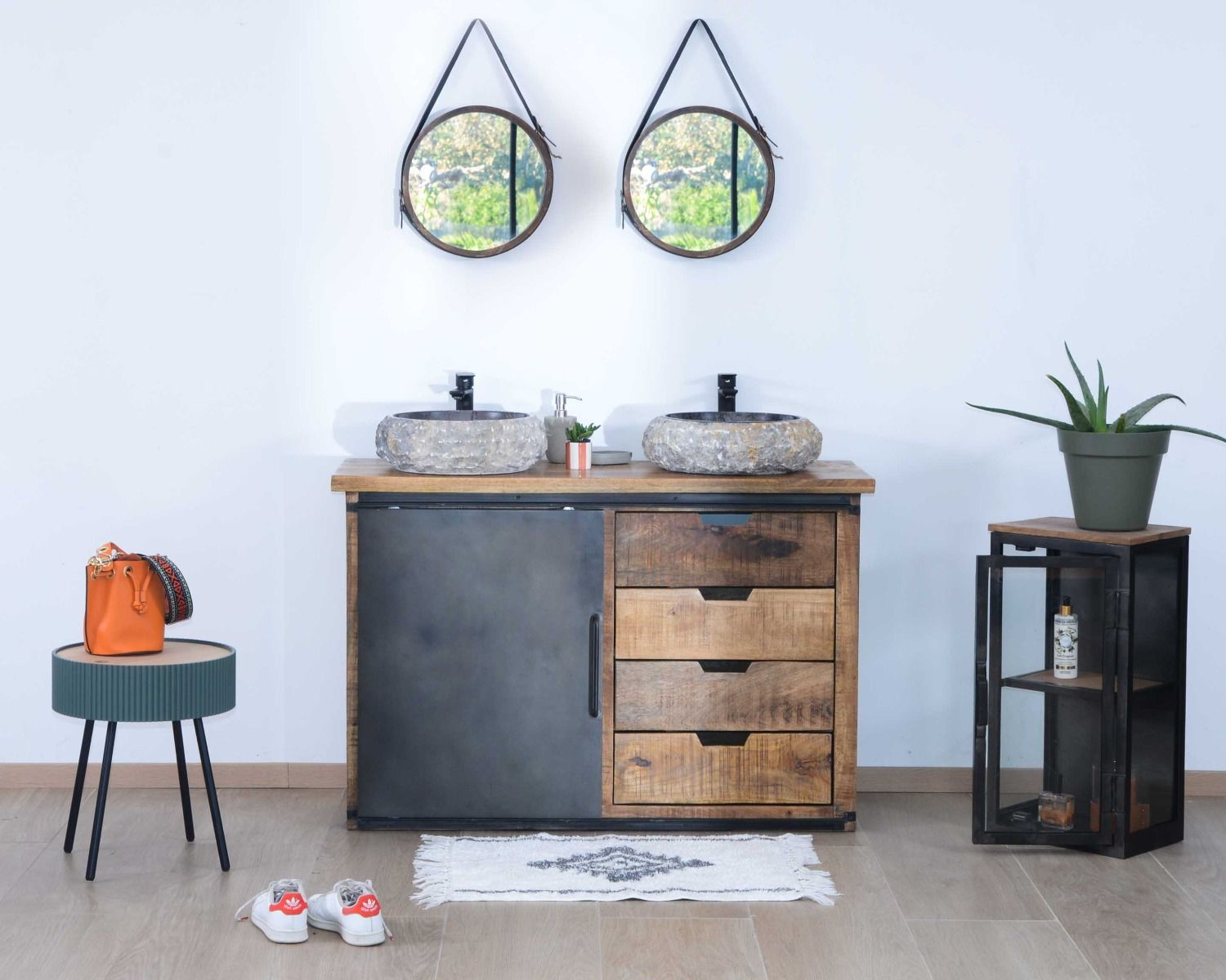 Mobile da bagno ad ante scorrevoli "Caractère