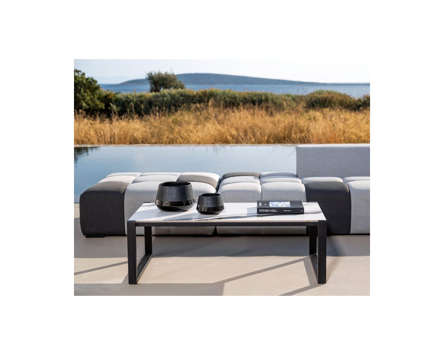 Pouf quadrato "Lazy Beach" in tessuto Sunbrella bicolore grigio