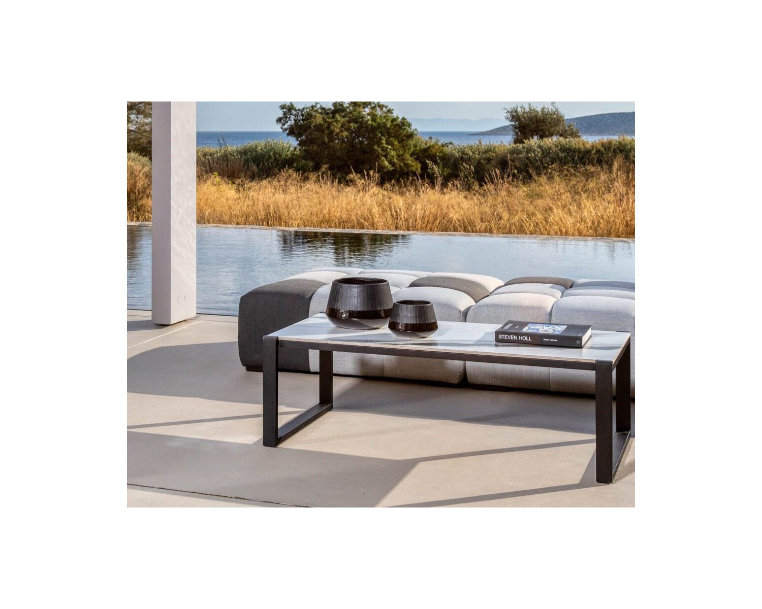 Pouf quadrato "Lazy Beach" in tessuto Sunbrella bicolore grigio