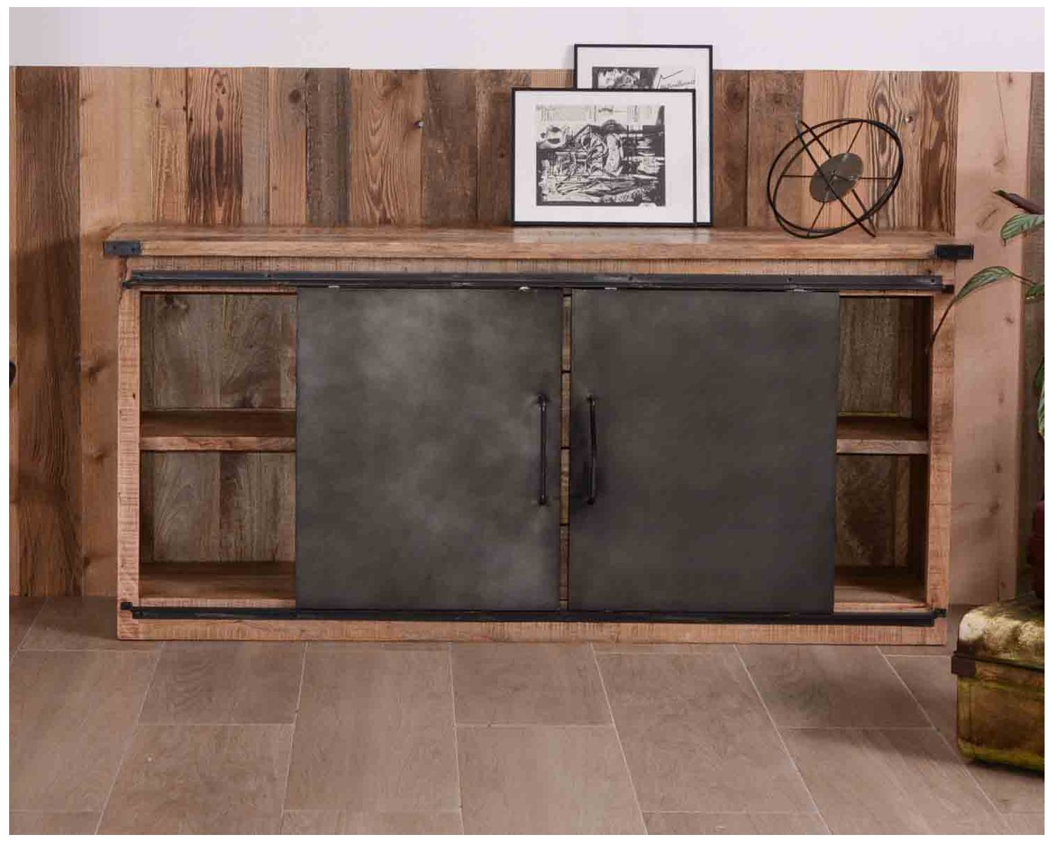 Credenza industriale "Caractère" con ante scorrevoli e cassetti in legno 180cm
