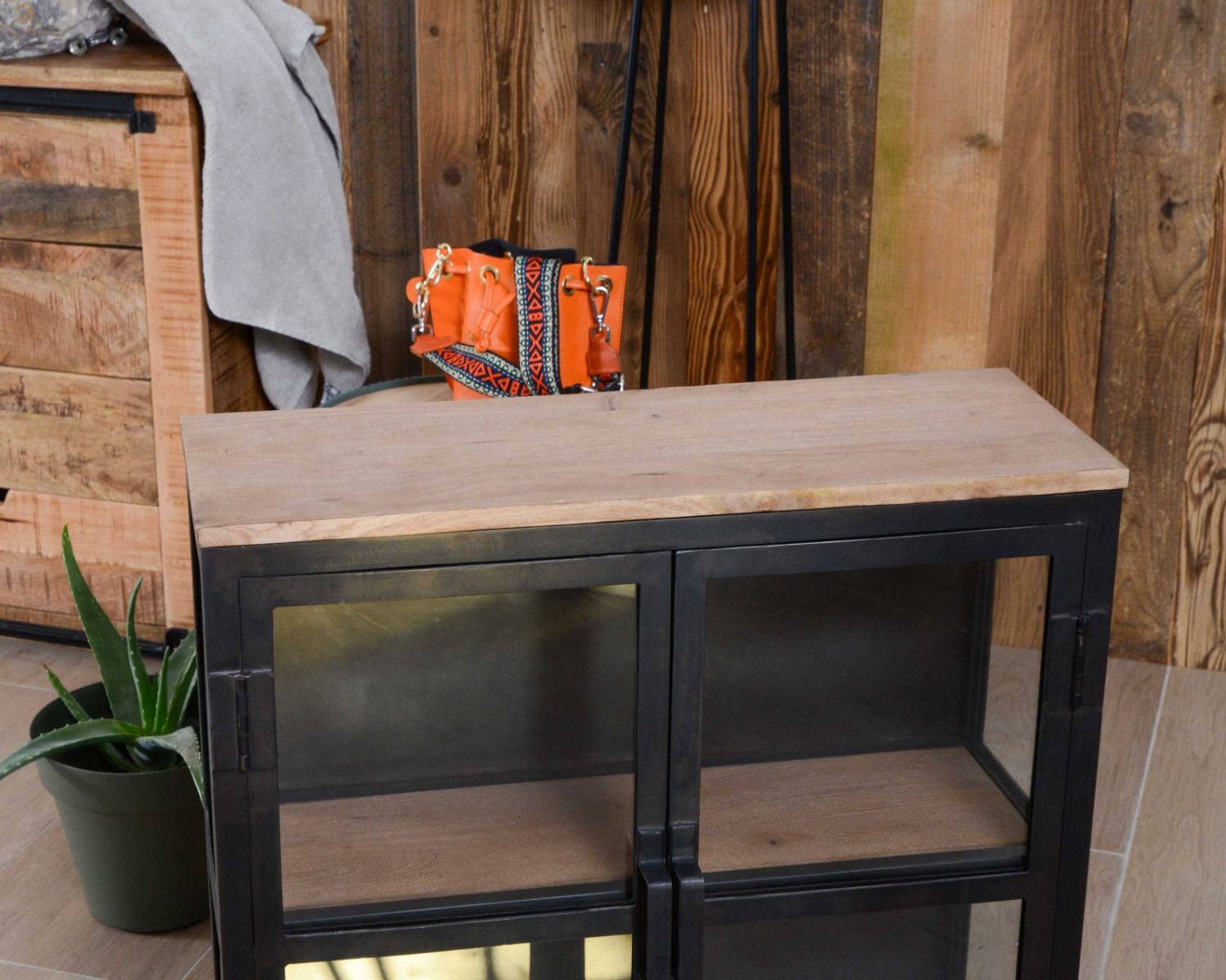 Vetrina a 2 ante in metallo antracite e vetro "Black Cook"