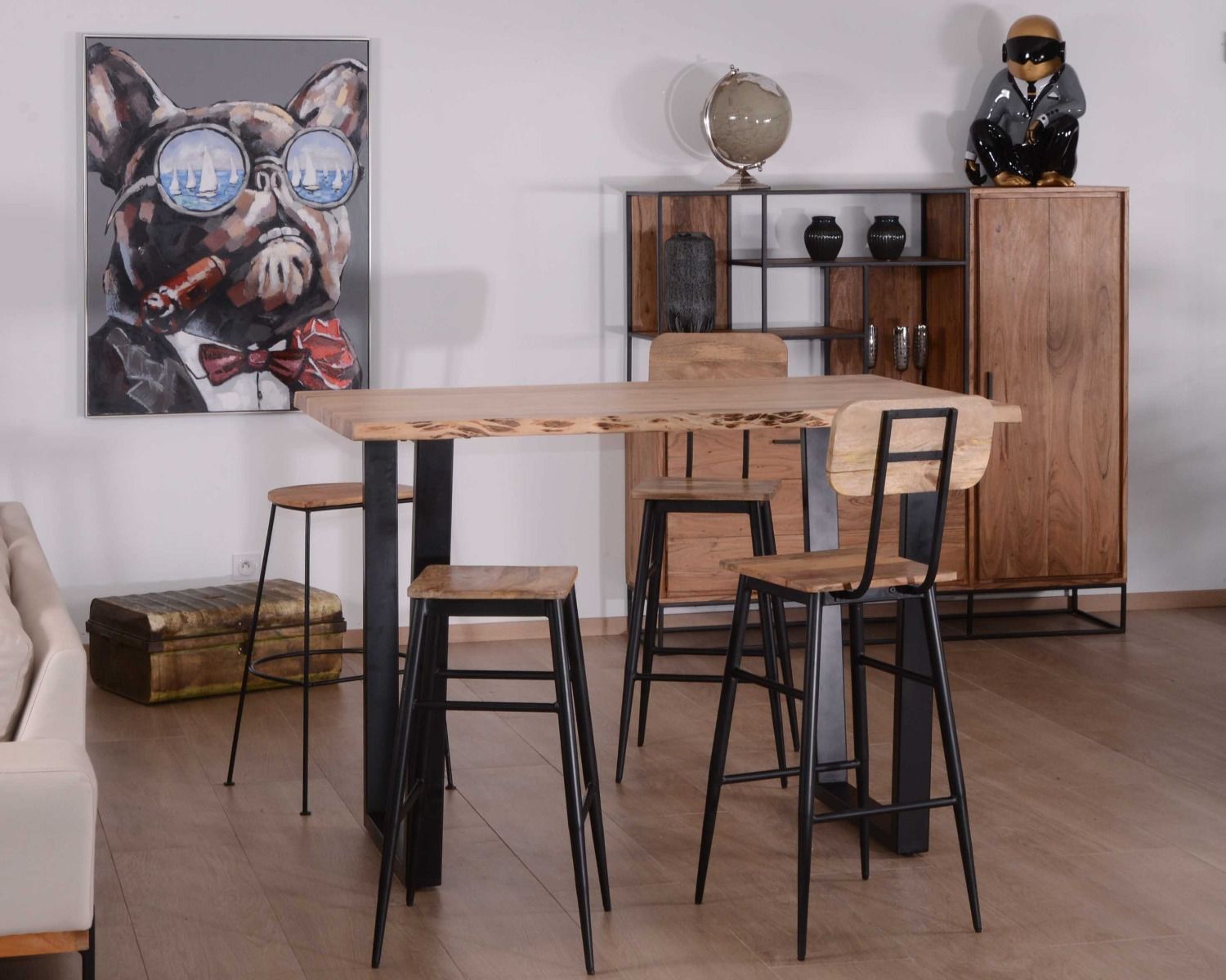 Tavolo verticale in legno massiccio "Jaffna" 120x90x105 con gambe in metallo nero