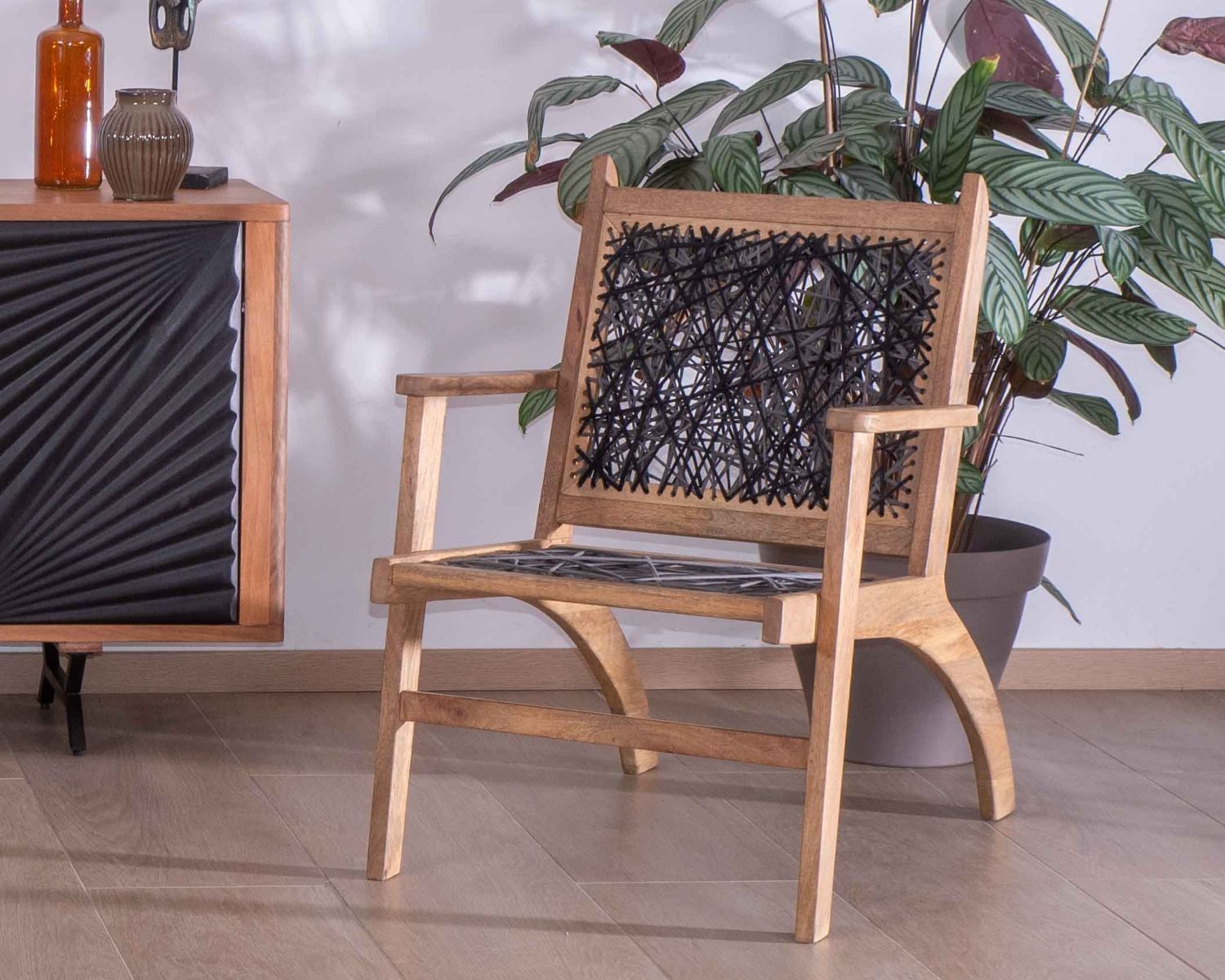 Poltrona etnica "Pop Vintage" in faggio e corda