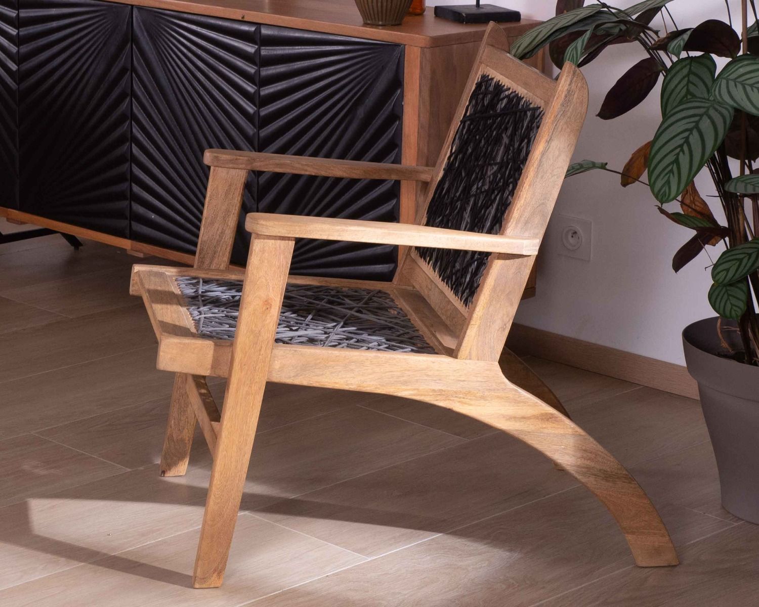 Poltrona etnica "Pop Vintage" in faggio e corda