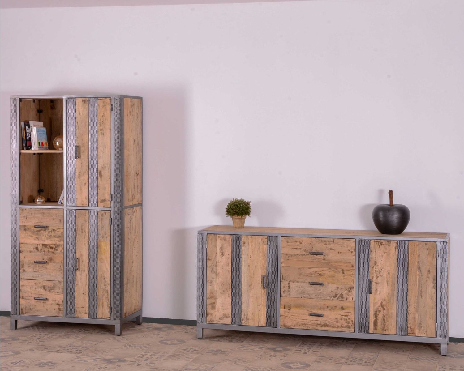 Libreria multiuso in legno e metallo "Graf" in stile industriale