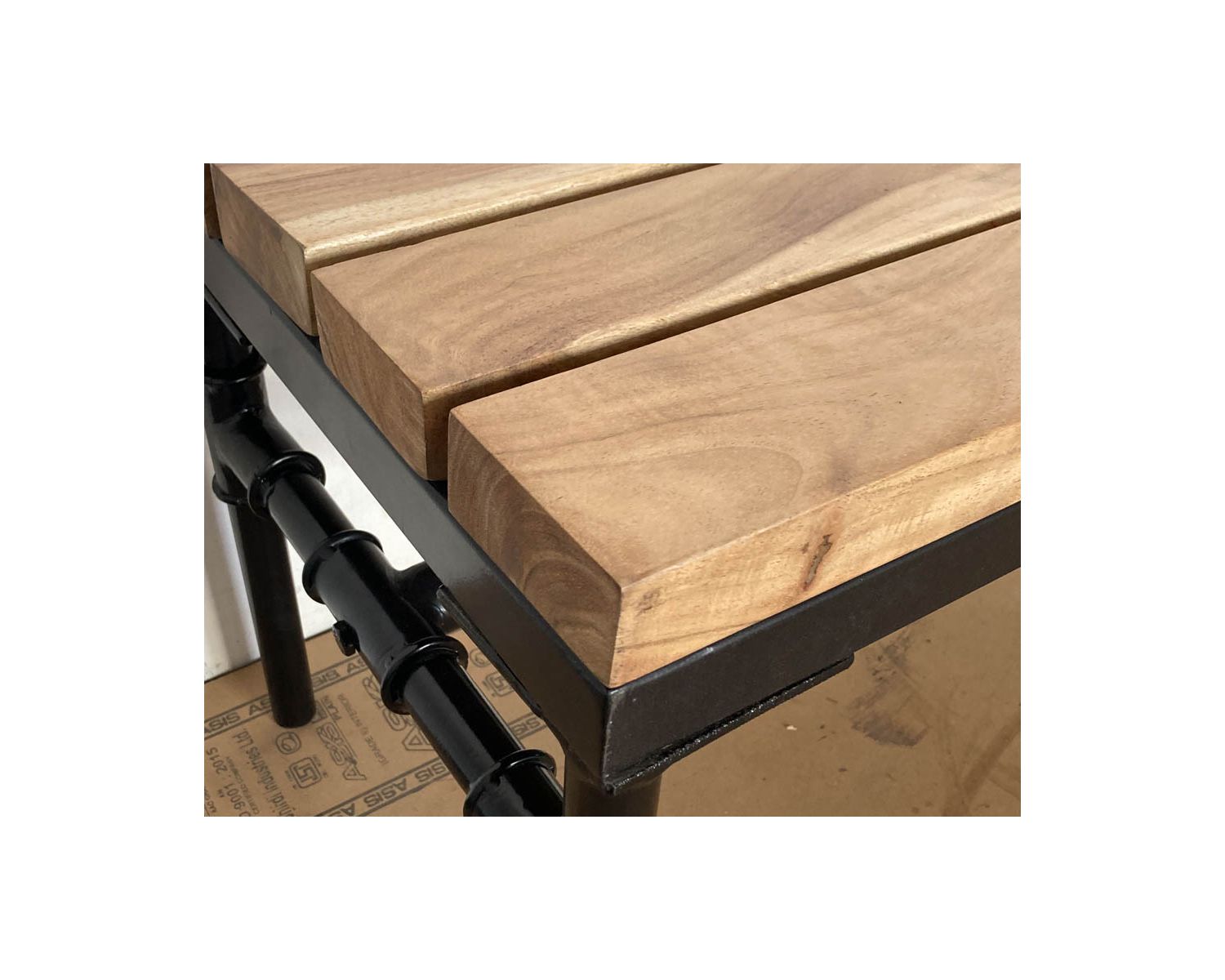 Panca industriale "Garden" in legno massiccio di acacia e metallo