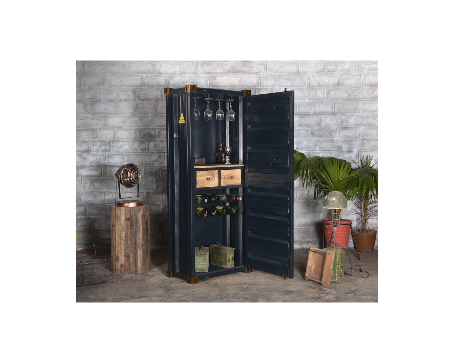 Mobile bar contenitore "Crazy" in metallo e legno blu notte. altezza 178 cm