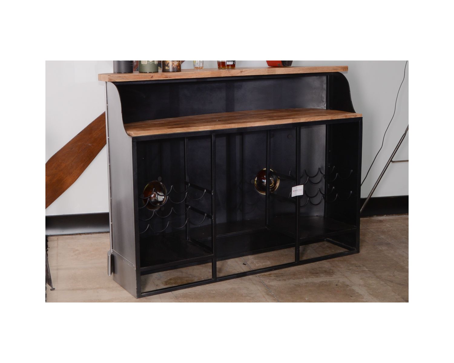 WW "Route 66", mobili da bar industriali