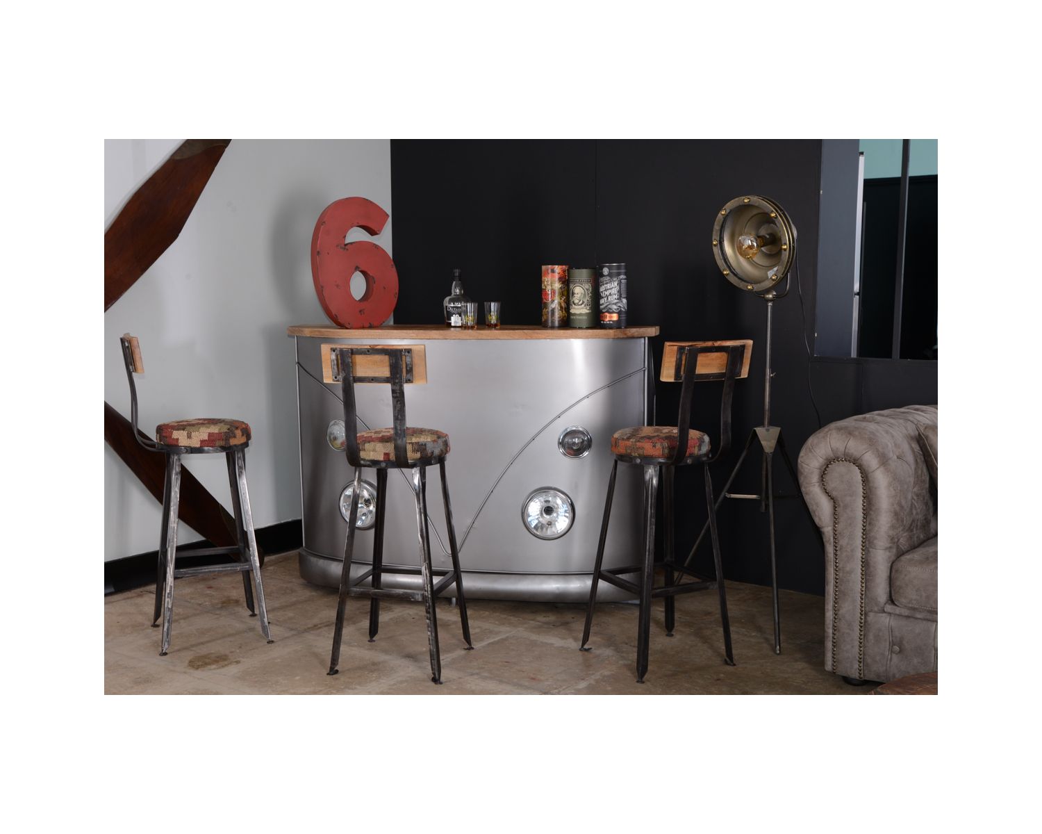 WW "Route 66", mobili da bar industriali