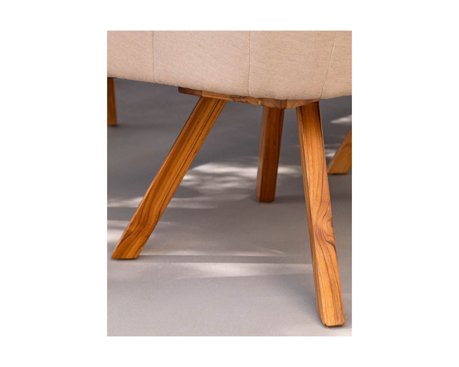 Sedia da giardino "Lombok" in tessuto Sunbrella bianco sporco con gambe in teak