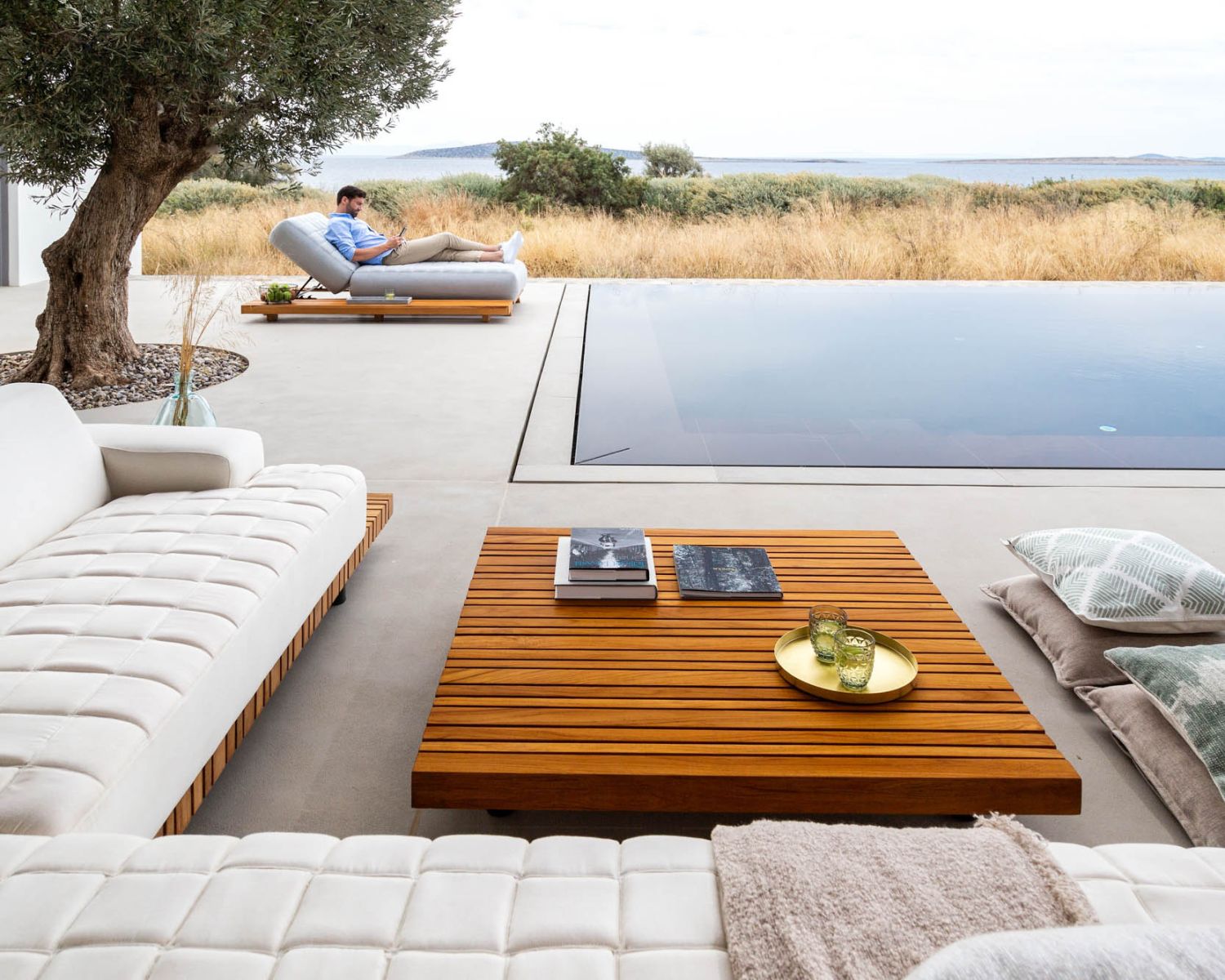 Tavolino quadrato in teak massiccio e alluminio 120 x 120 cm "Lombok