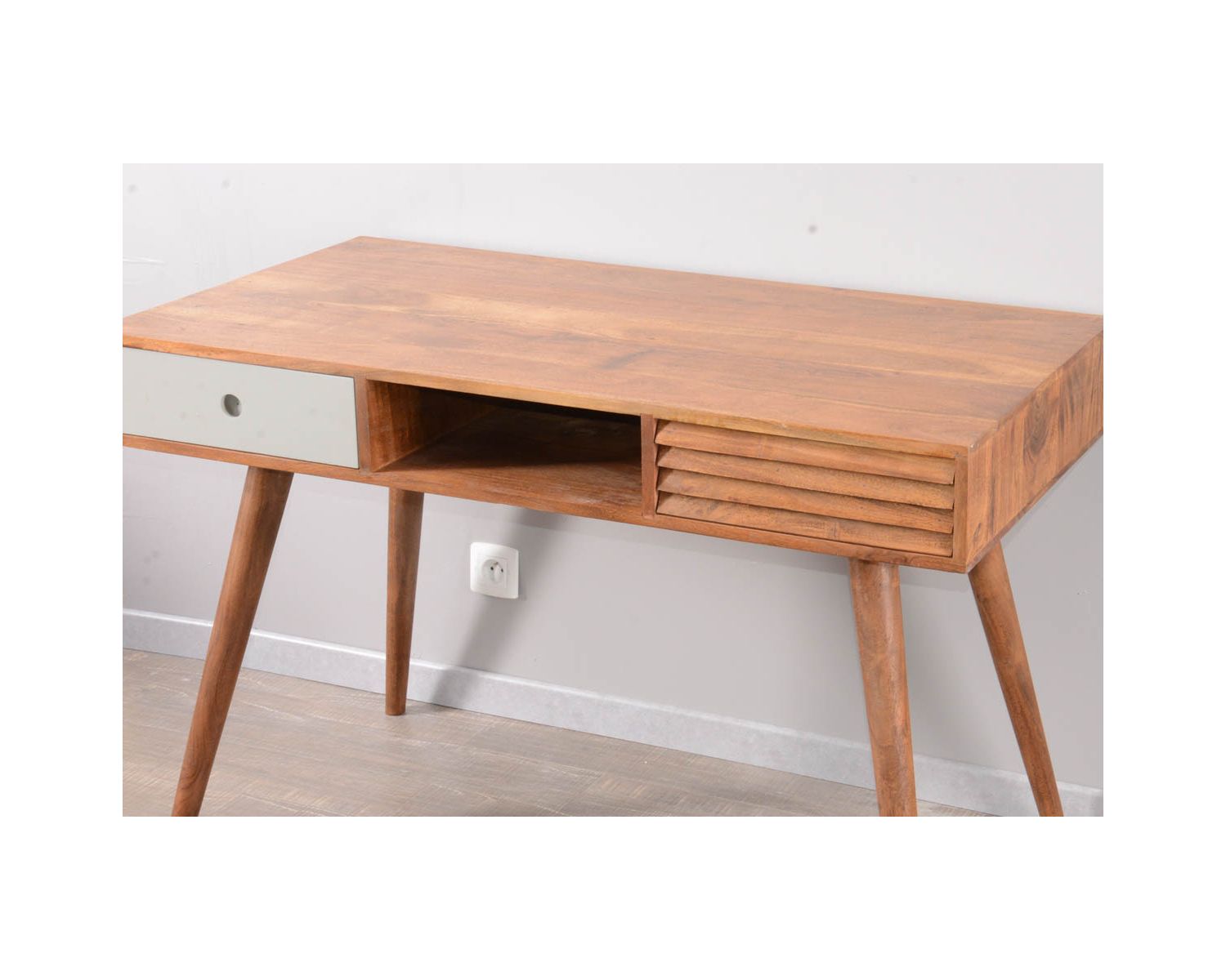 Scrivania "vintage grey" in legno e palissandro a cassetti grigio