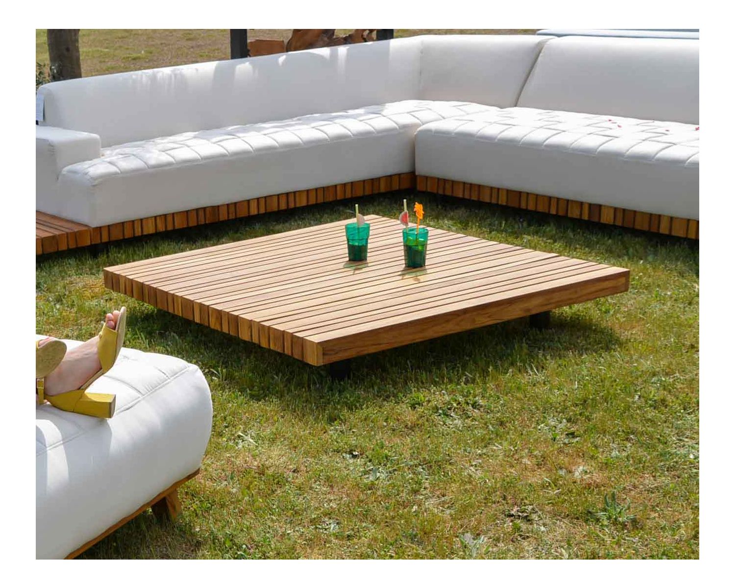 Tavolino quadrato in teak massiccio e alluminio 120 x 120 cm "Lombok