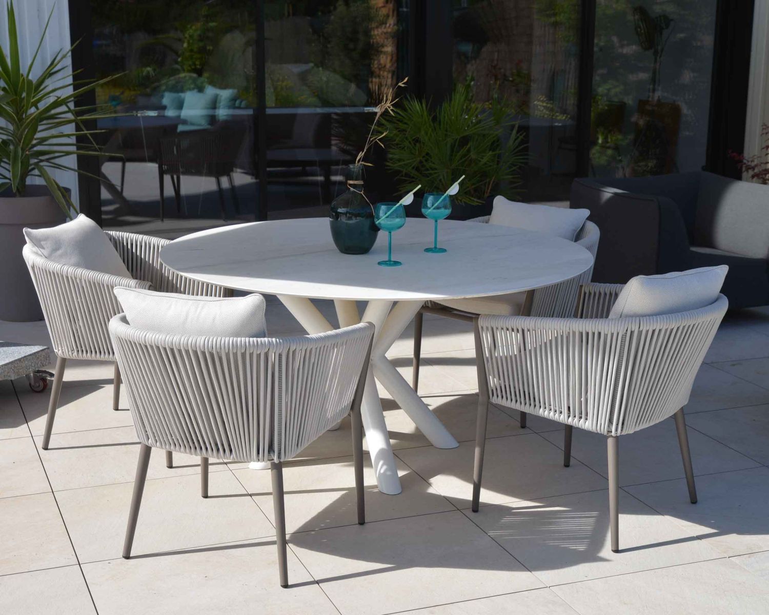 Set di 2 sedie da giardino di design "Cheverny" in tessuto champagne e alluminio