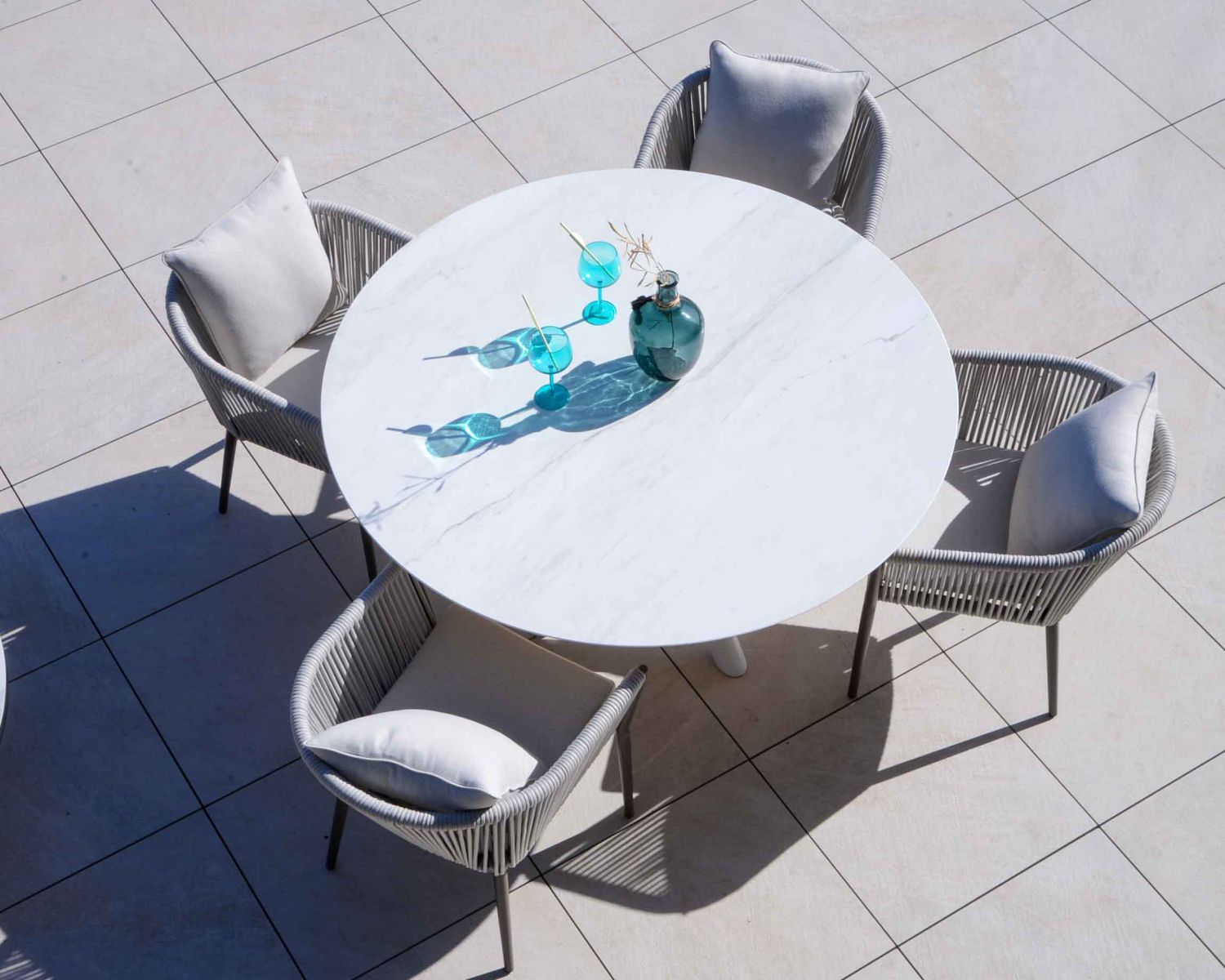 Set di 2 sedie da giardino di design "Cheverny" in tessuto champagne e alluminio