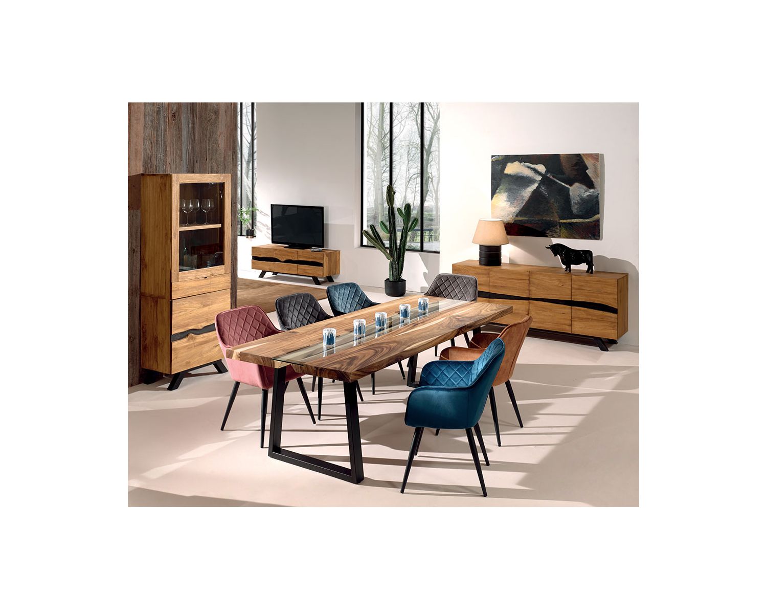 Credenza "Copley" in teak di recupero con motivo "natura grezza"