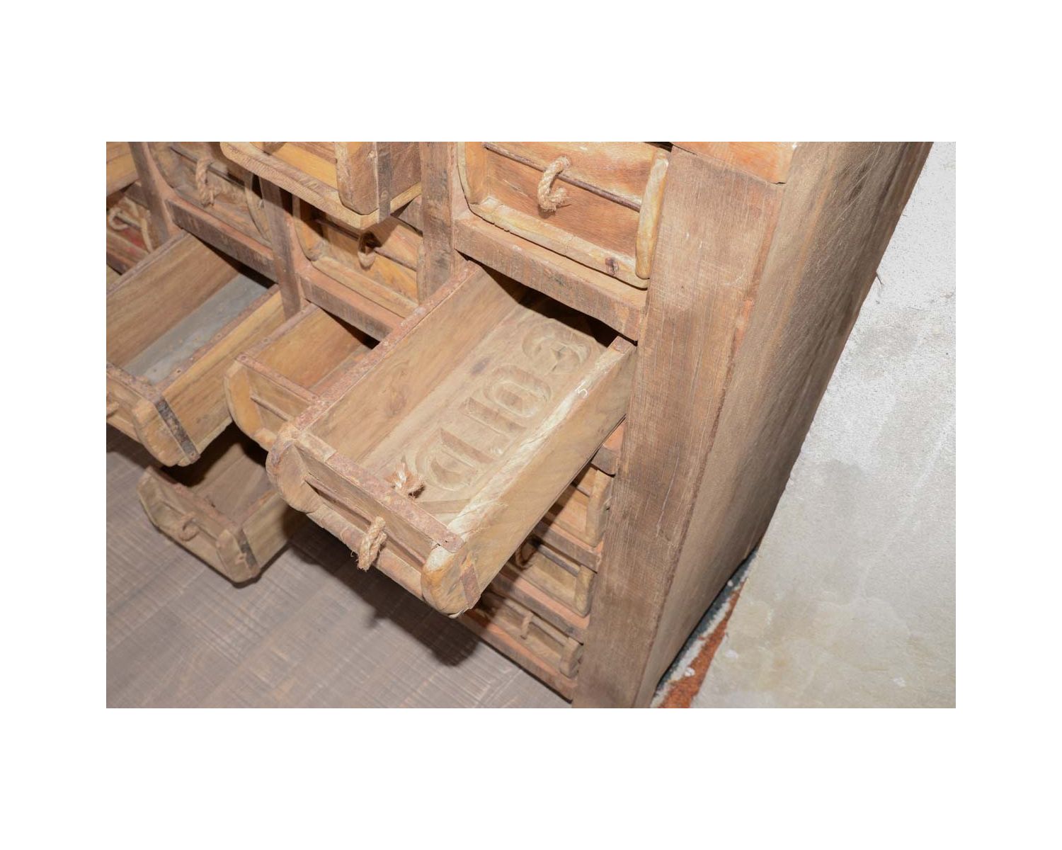 Cassettiera in legno riciclato 150 cm Collezione "Nepalaise