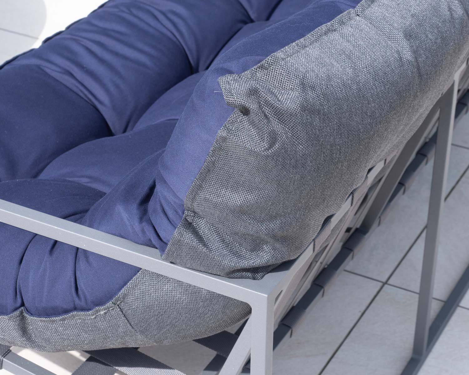 Poltrona da giardino chic e confortevole "Maluku Island" in alluminio blu scuro e grigio