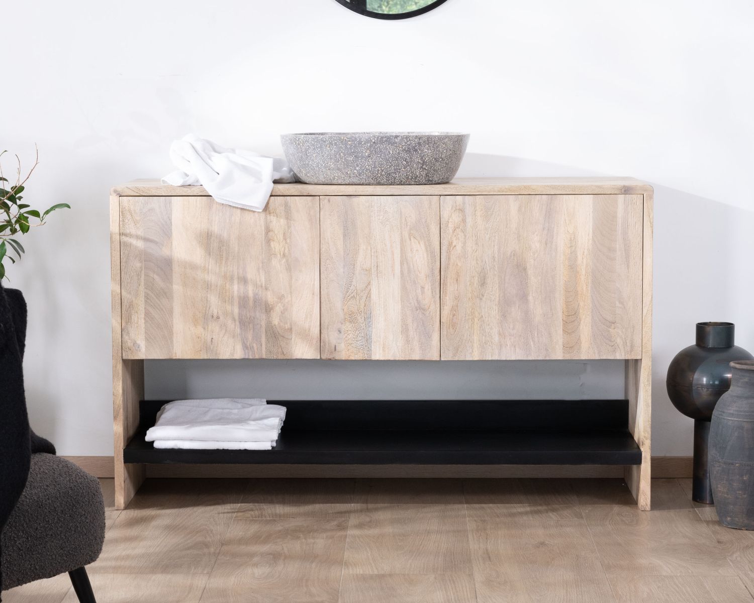 Mobiletto "Nani" 120 cm in legno naturale e nero con grande nicchia
