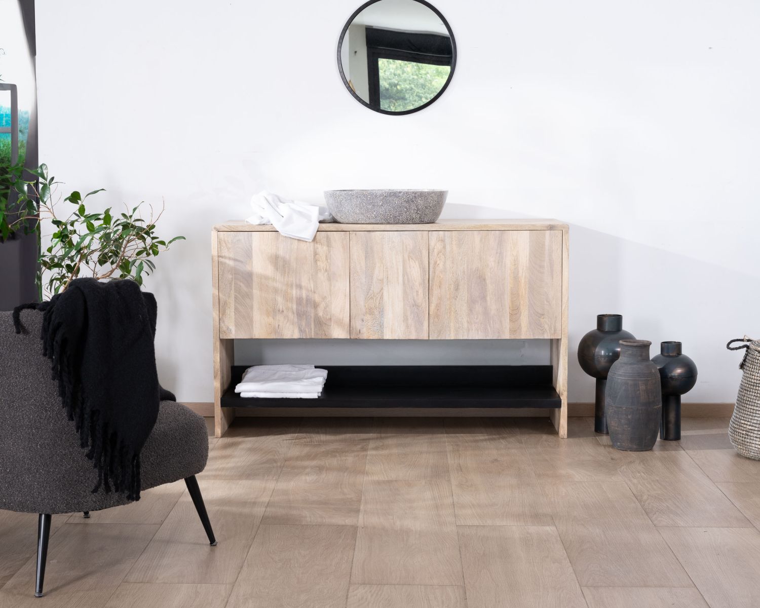 Mobiletto "Nani" 120 cm in legno naturale e nero con grande nicchia