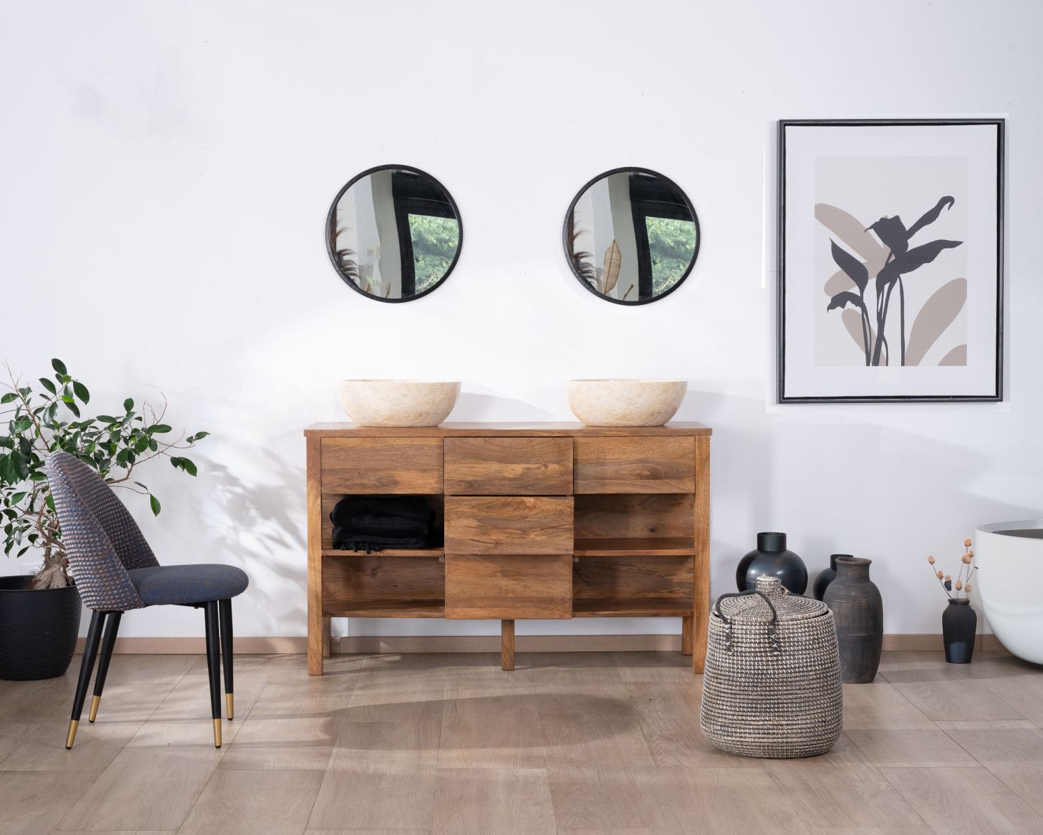 Mobile da bagno doppio "Kahiko" in legno di mango scuro da 140 cm con nicchie e cassetti