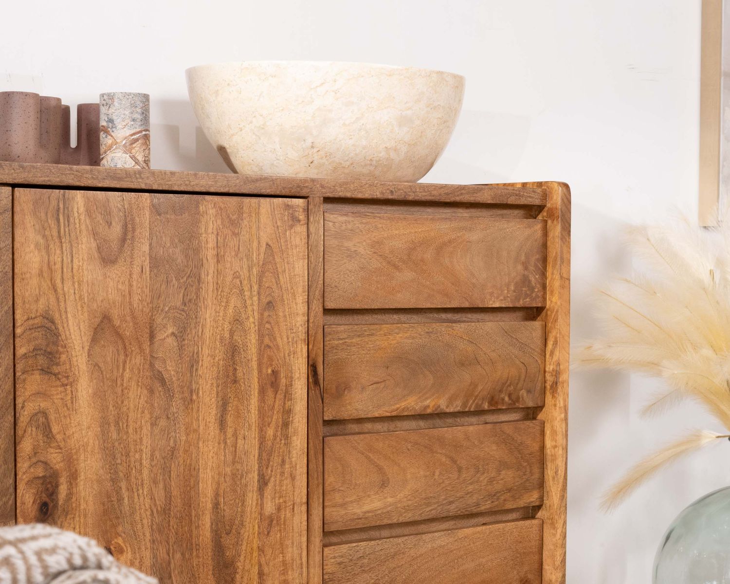 Mobiletto con ante e cassetti "Kahiko" 140 cm mango scuro