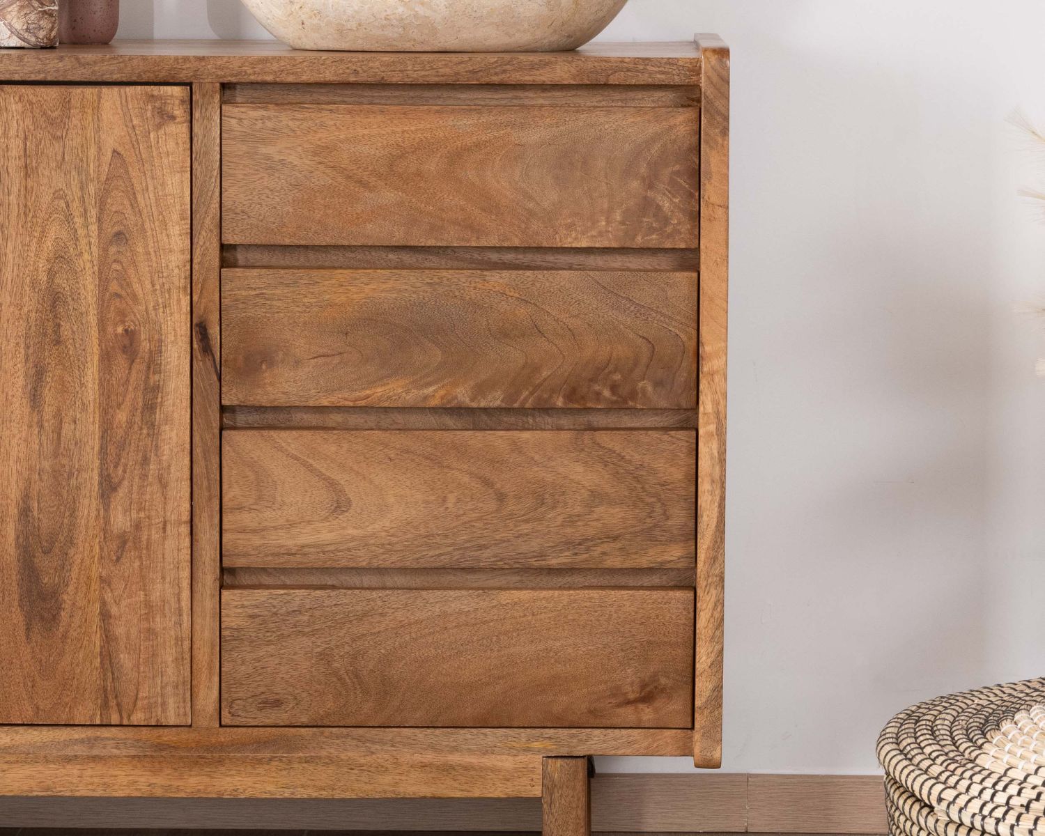 Mobiletto con ante e cassetti "Kahiko" 140 cm mango scuro