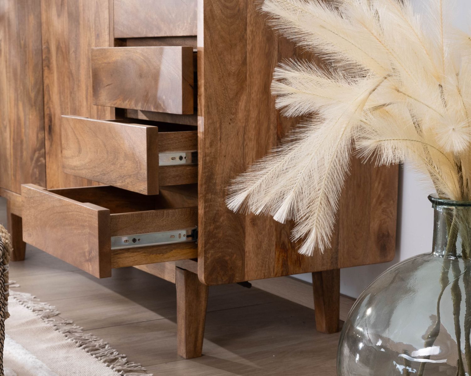 Mobiletto con ante e cassetti "Kahiko" 140 cm mango scuro