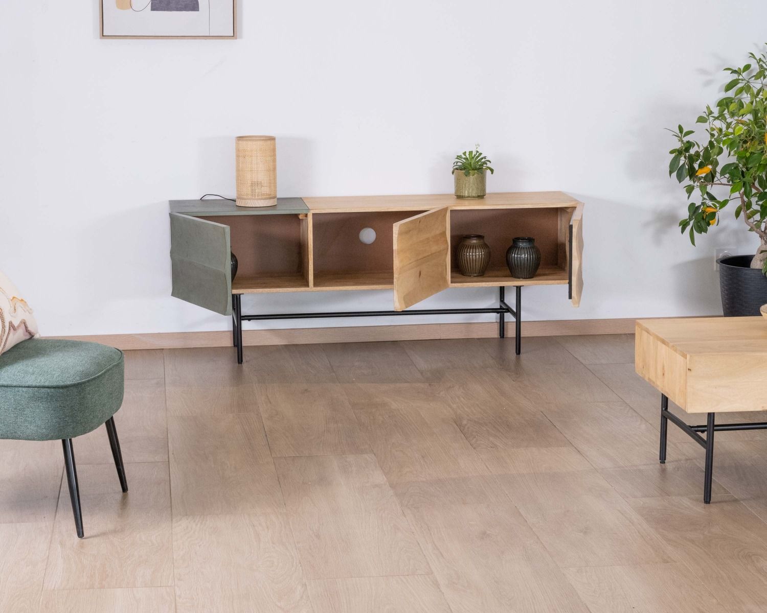 Porta TV di design "Elegancy" da 150 cm in legno bicolore e metallo nero