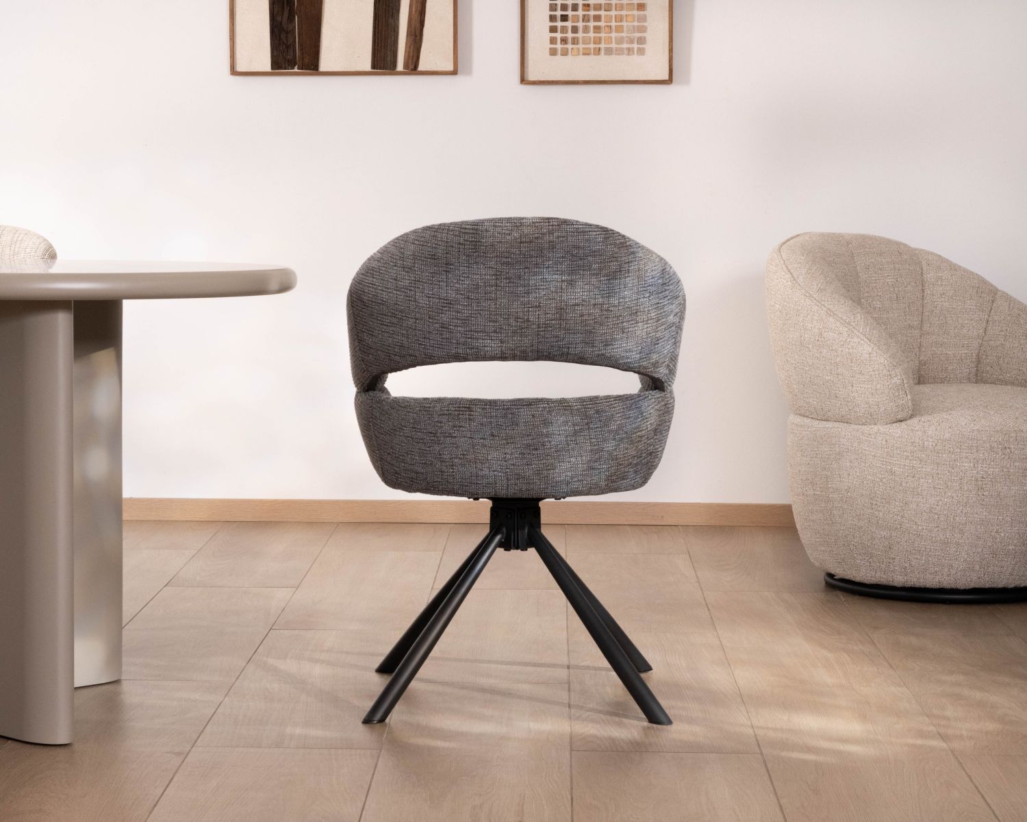 Set di 2 sedie girevoli "Movy" con seduta avvolgente in tessuto boucle grigio