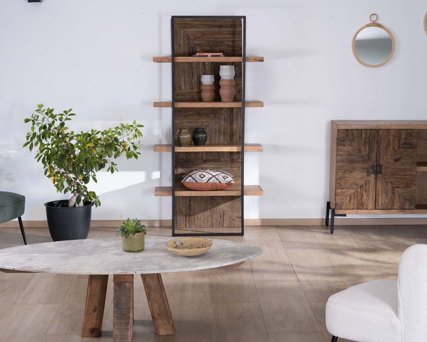 Libreria in acacia a 4 livelli in stile etnico "Geonidum