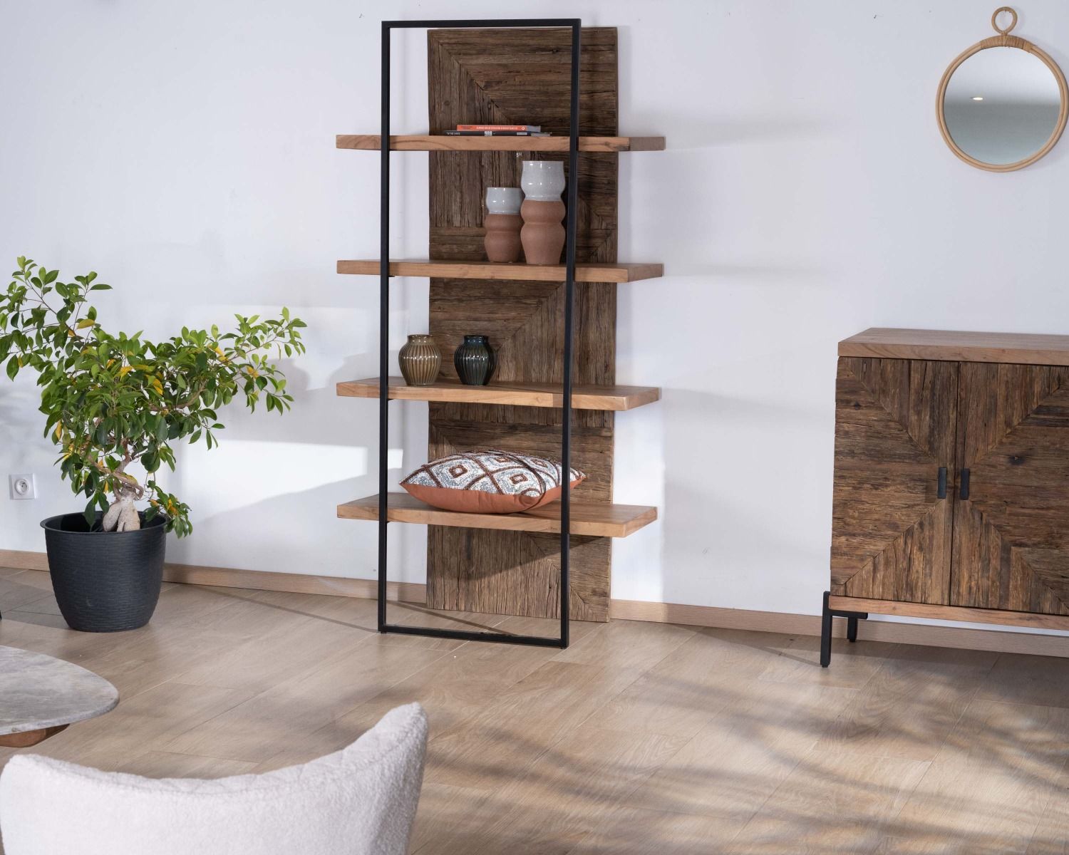 Libreria in acacia a 4 livelli in stile etnico "Geonidum