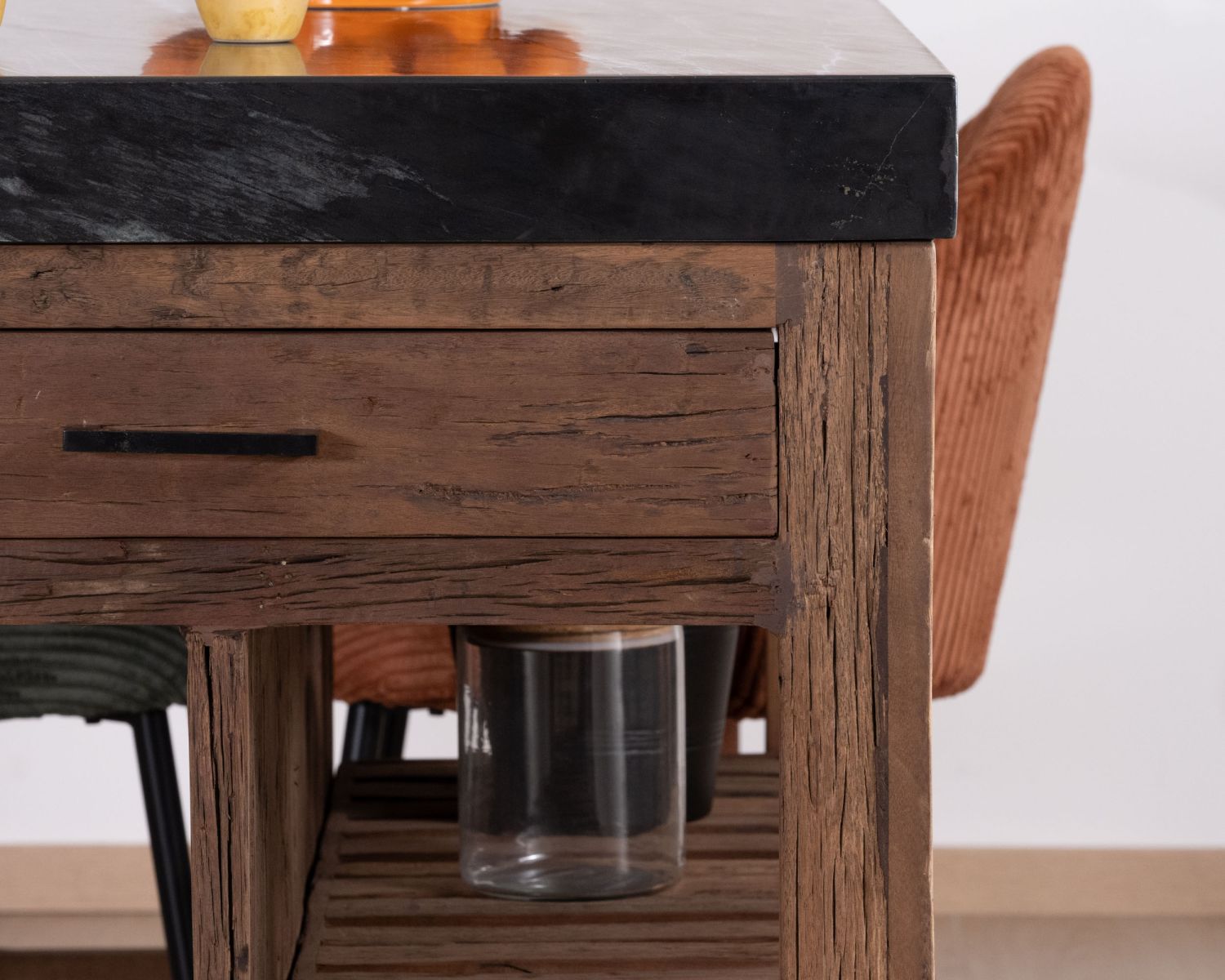  Isola della cucina in teak di recupero con zona snack "Grana" estensibile e piano in marmo nero