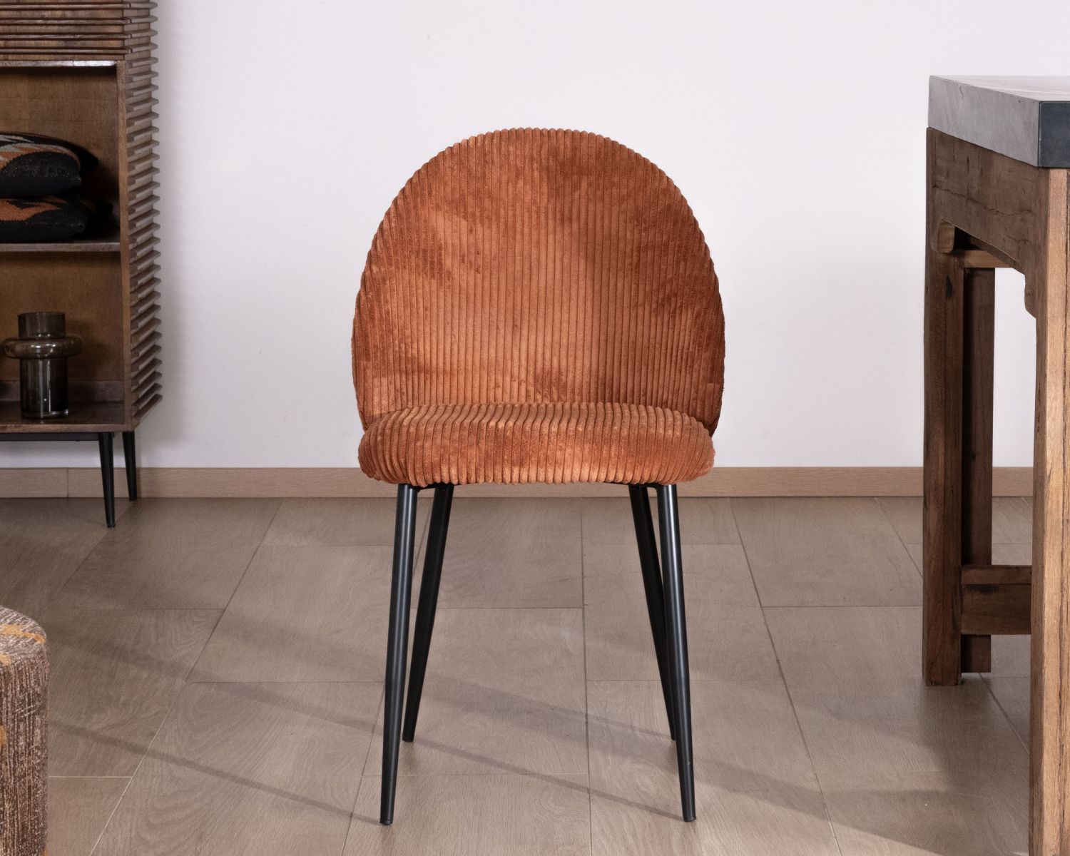 Set di 4 sedie da pranzo in stile retrò "Bellot" in velluto a coste color ruggine