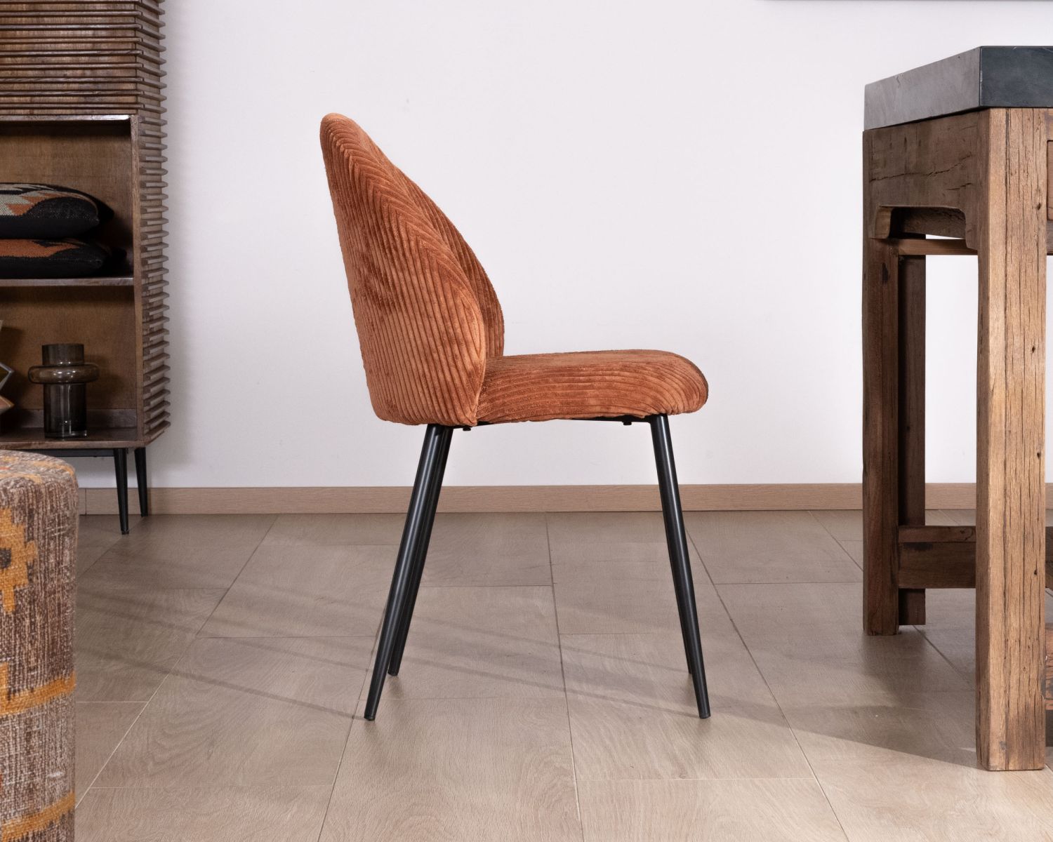 Set di 4 sedie da pranzo in stile retrò "Bellot" in velluto a coste color ruggine