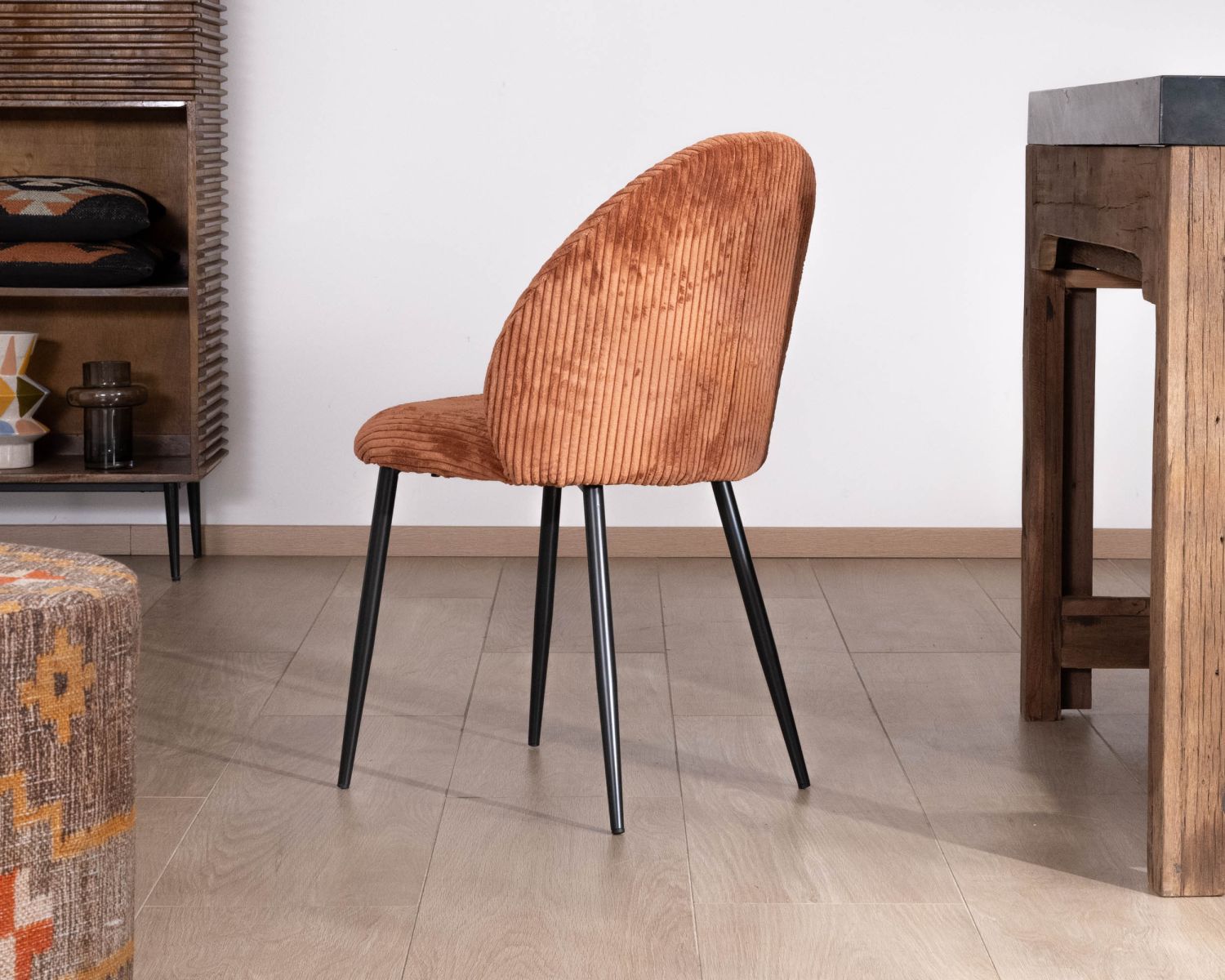 Set di 4 sedie da pranzo in stile retrò "Bellot" in velluto a coste color ruggine