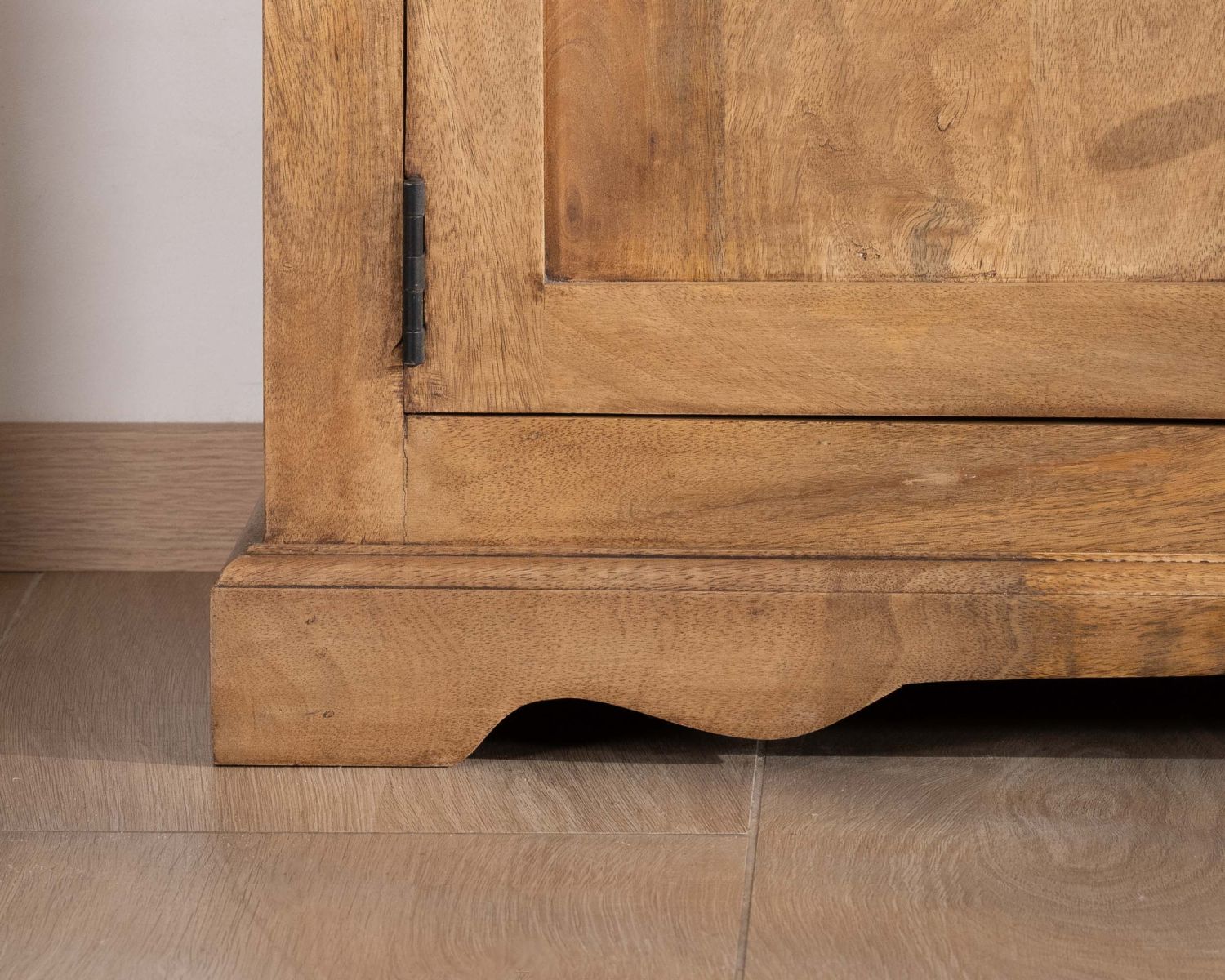 Grande porta TV country chic in legno di mango da 180 cm "Sarah