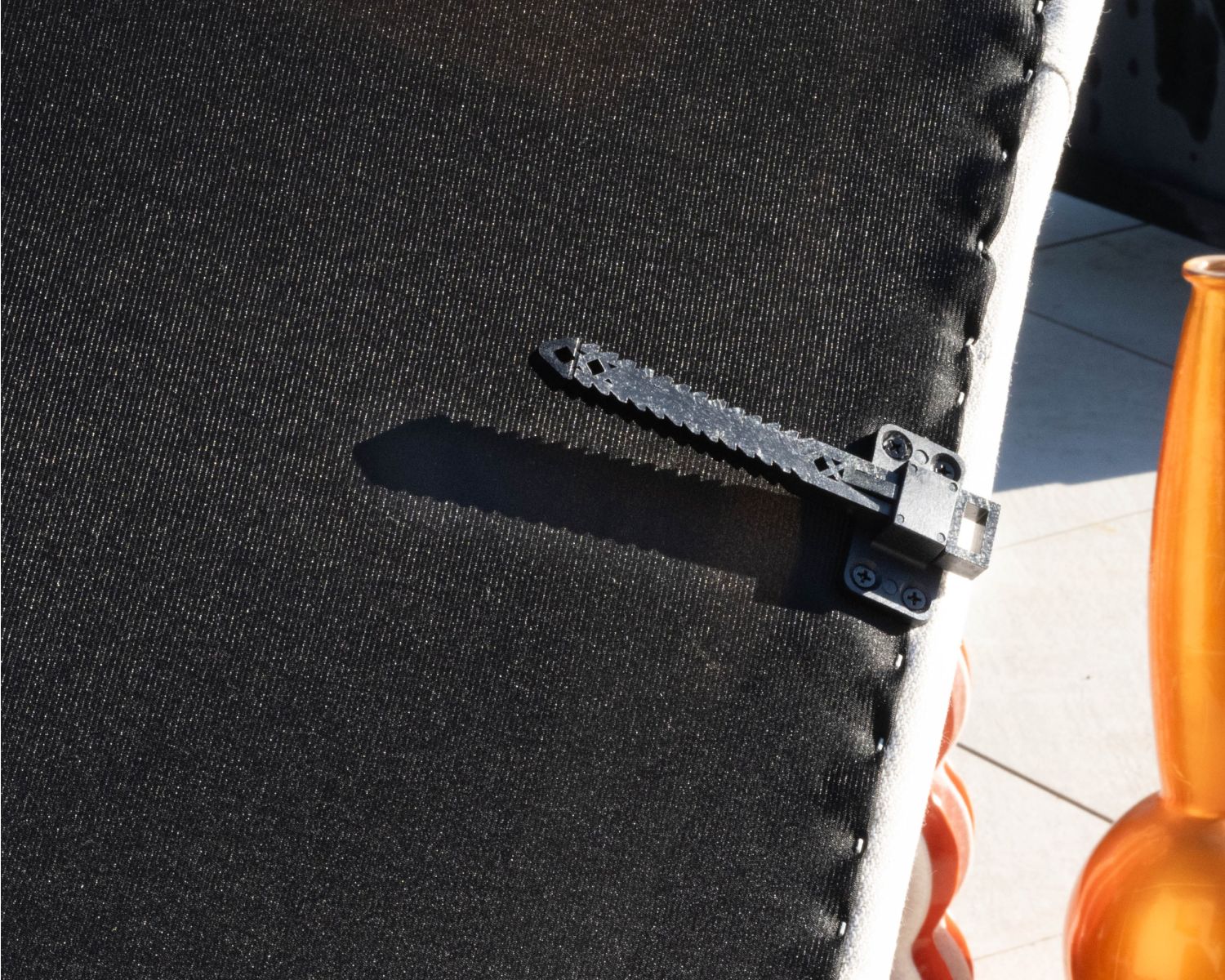Modulo d'angolo per divano modulare da esterno "Miroly Bay" in tessuto crema dal design organico