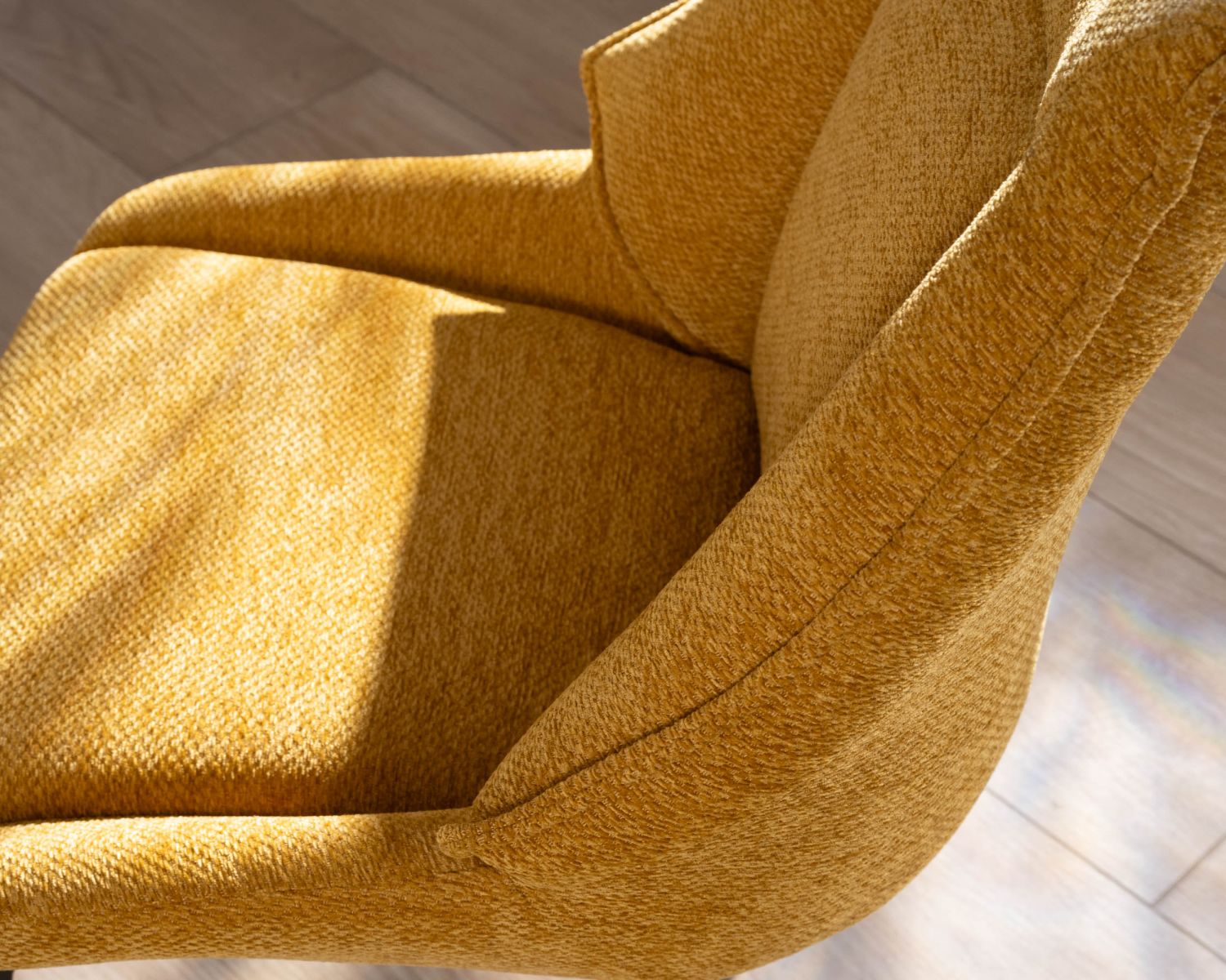 Set di 2 sedie da pranzo vintage "Niko" in tessuto giallo senape