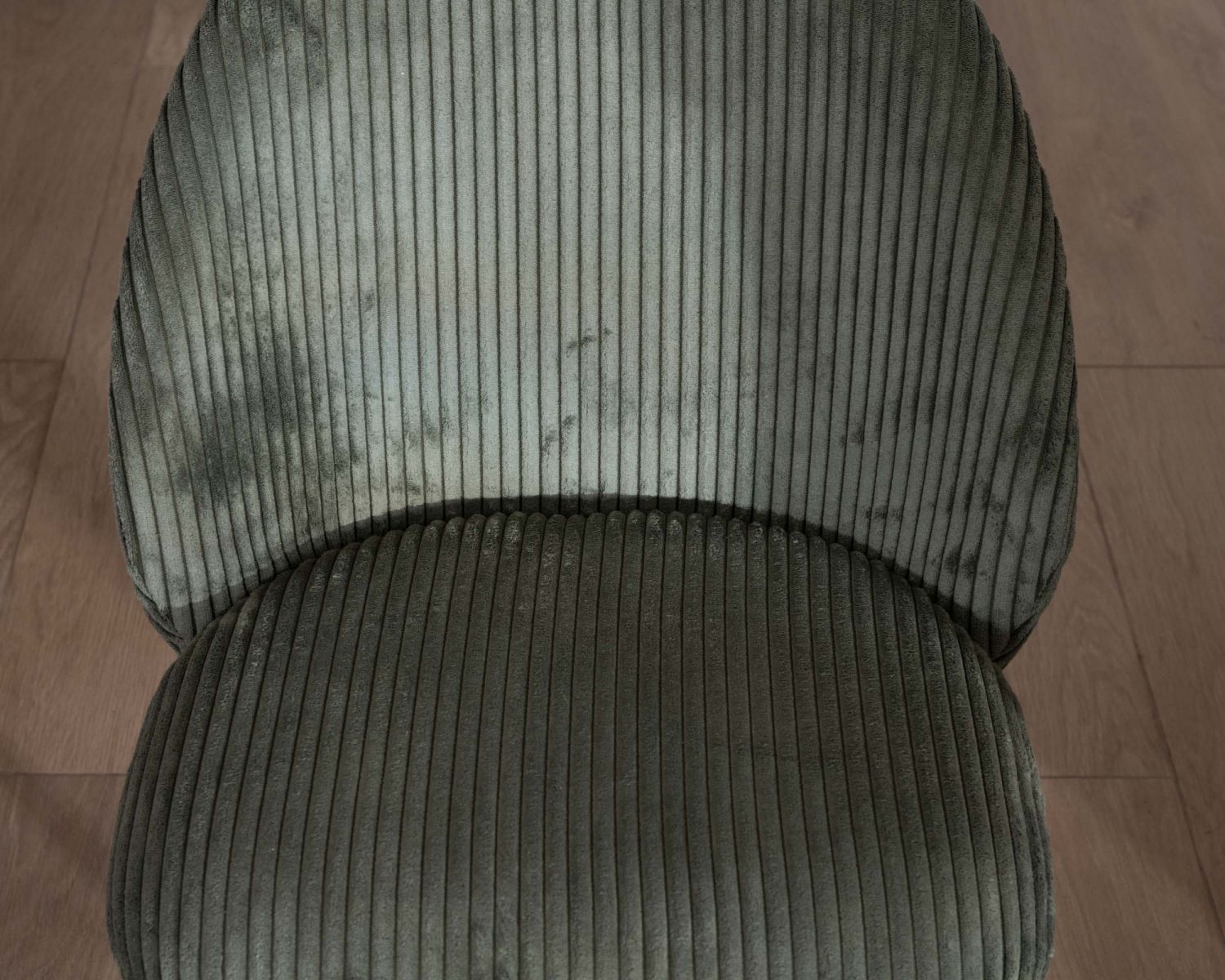 Set di 4 sedie da pranzo "Bellot" in stile vintage in velluto verde salvia scuro